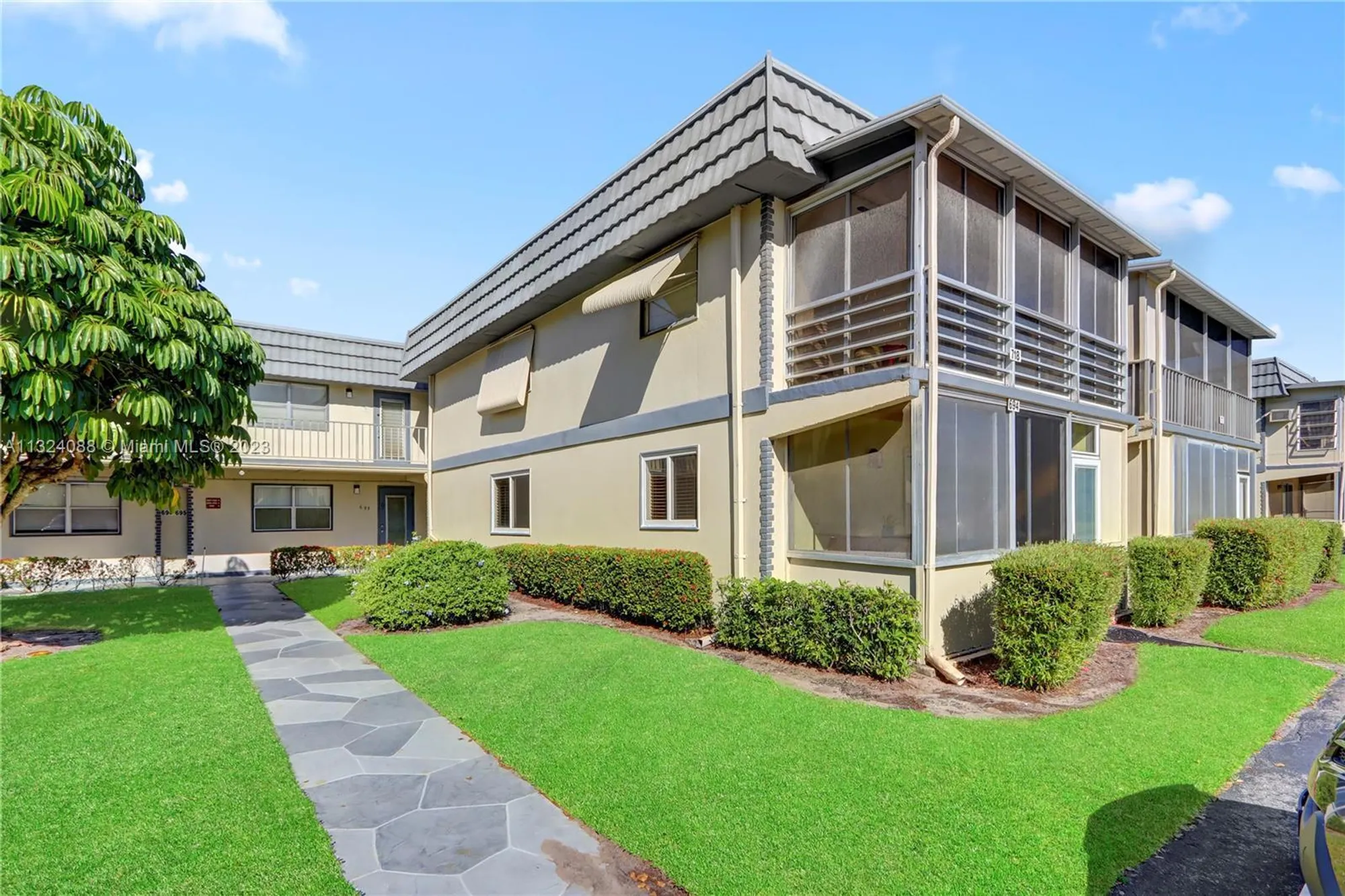 Property Slideshow image 20 of 22 | 694 brittany o, Delray Beach, FL, 33446