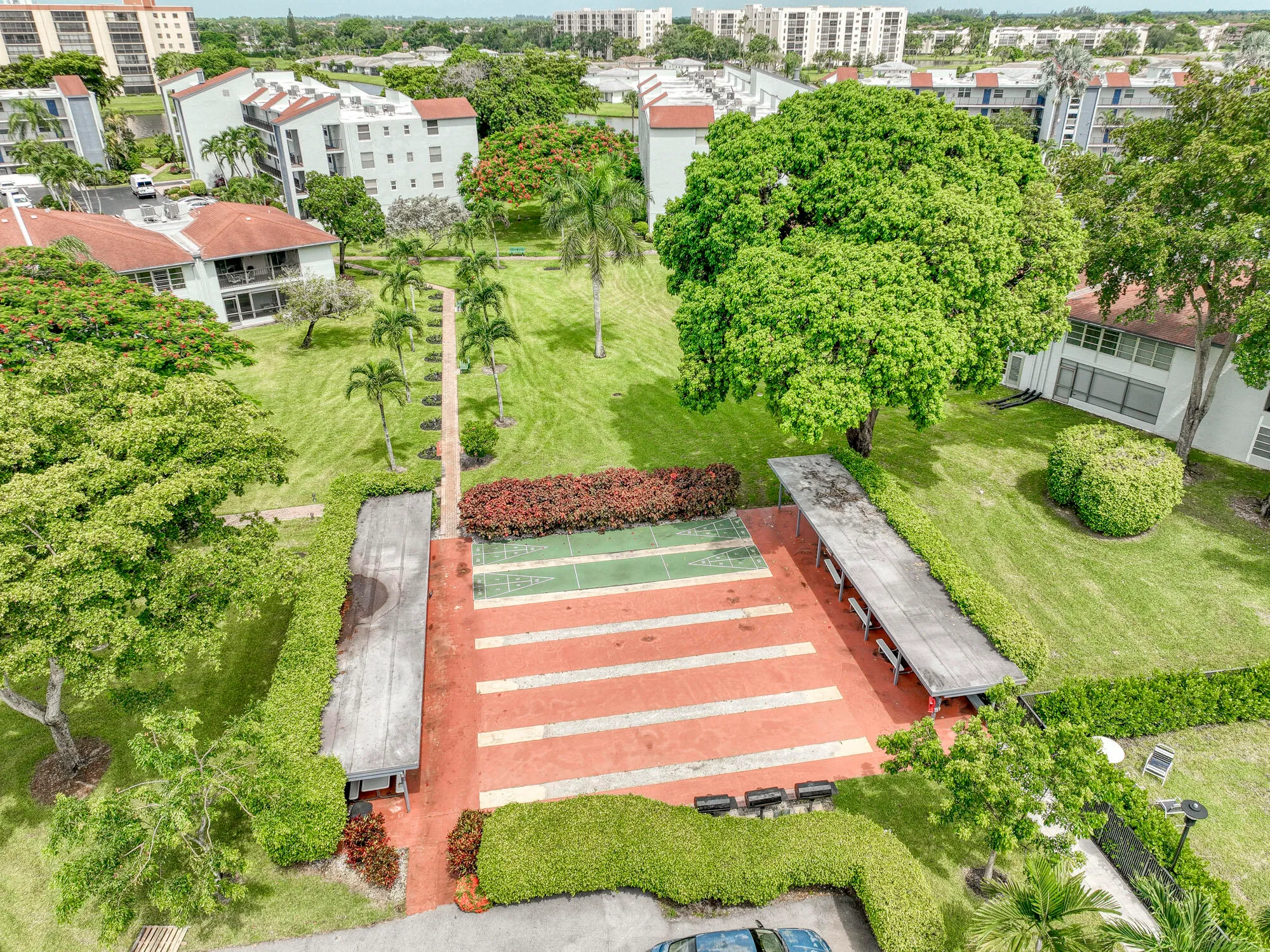 Property Slideshow image 26 of 31 | 14823 cumberland dr, Delray Beach, FL, 33446