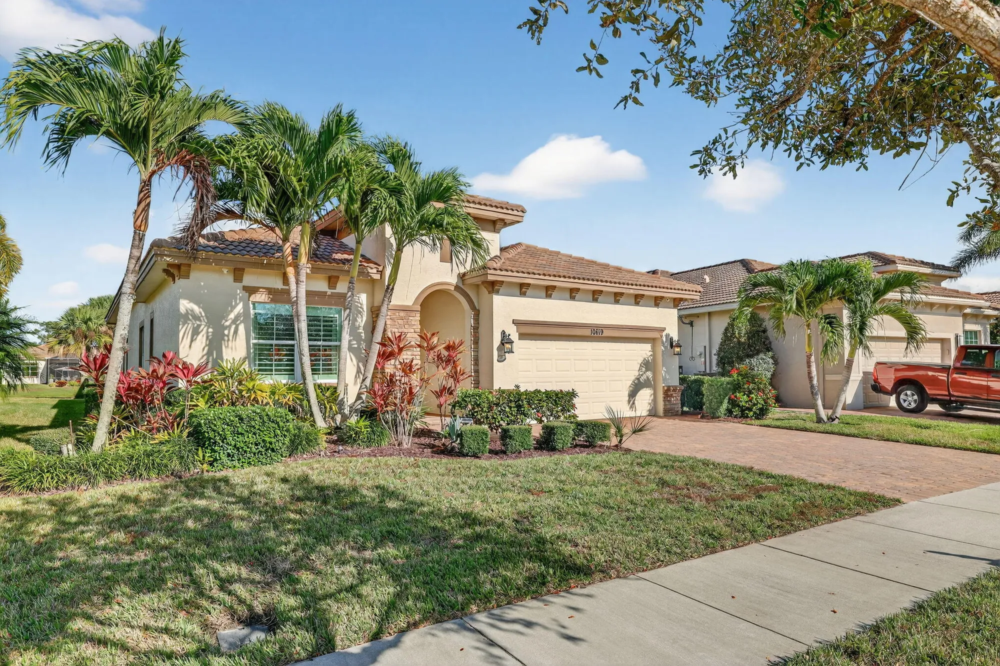 Property Slideshow image 3 of 90 | 10619 sw capraia way, Port Saint Lucie, FL, 34986