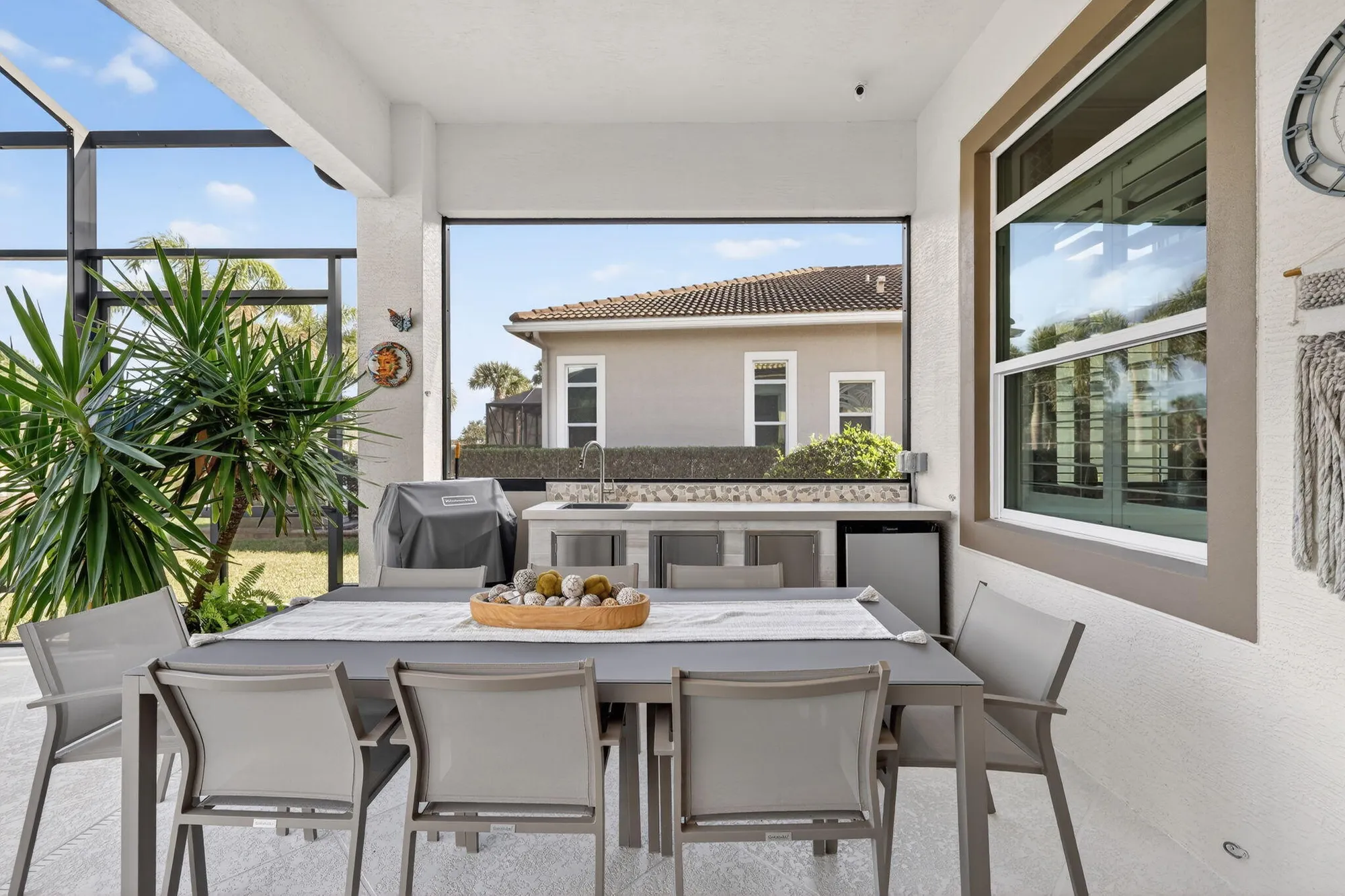 Property Slideshow image 33 of 90 | 10619 sw capraia way, Port Saint Lucie, FL, 34986