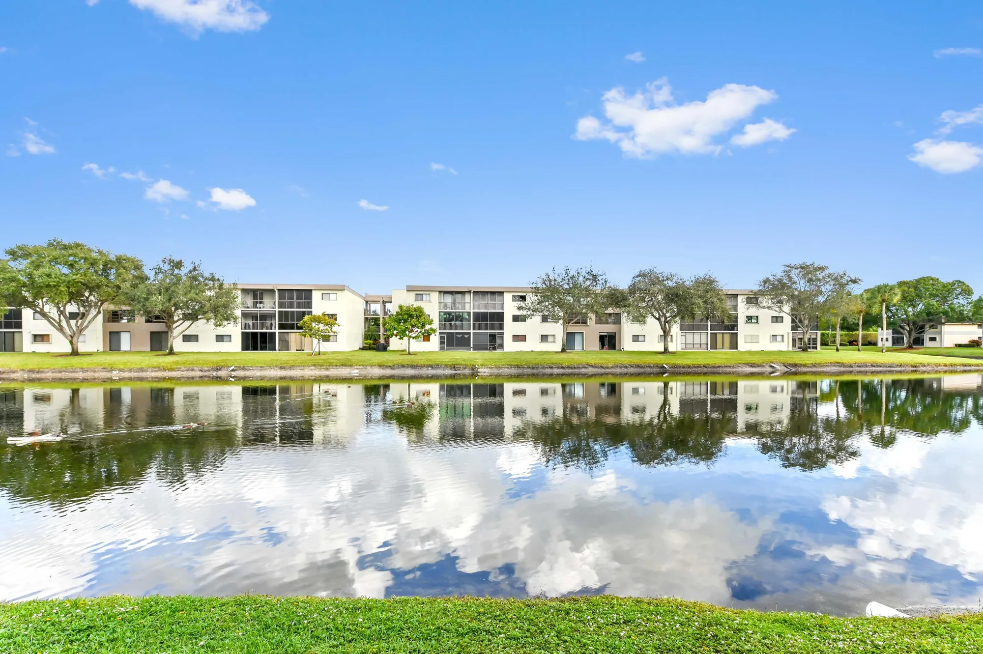 Property Slideshow image 28 of 60 | 15074 witney rd 107, Delray Beach, FL, 33484
