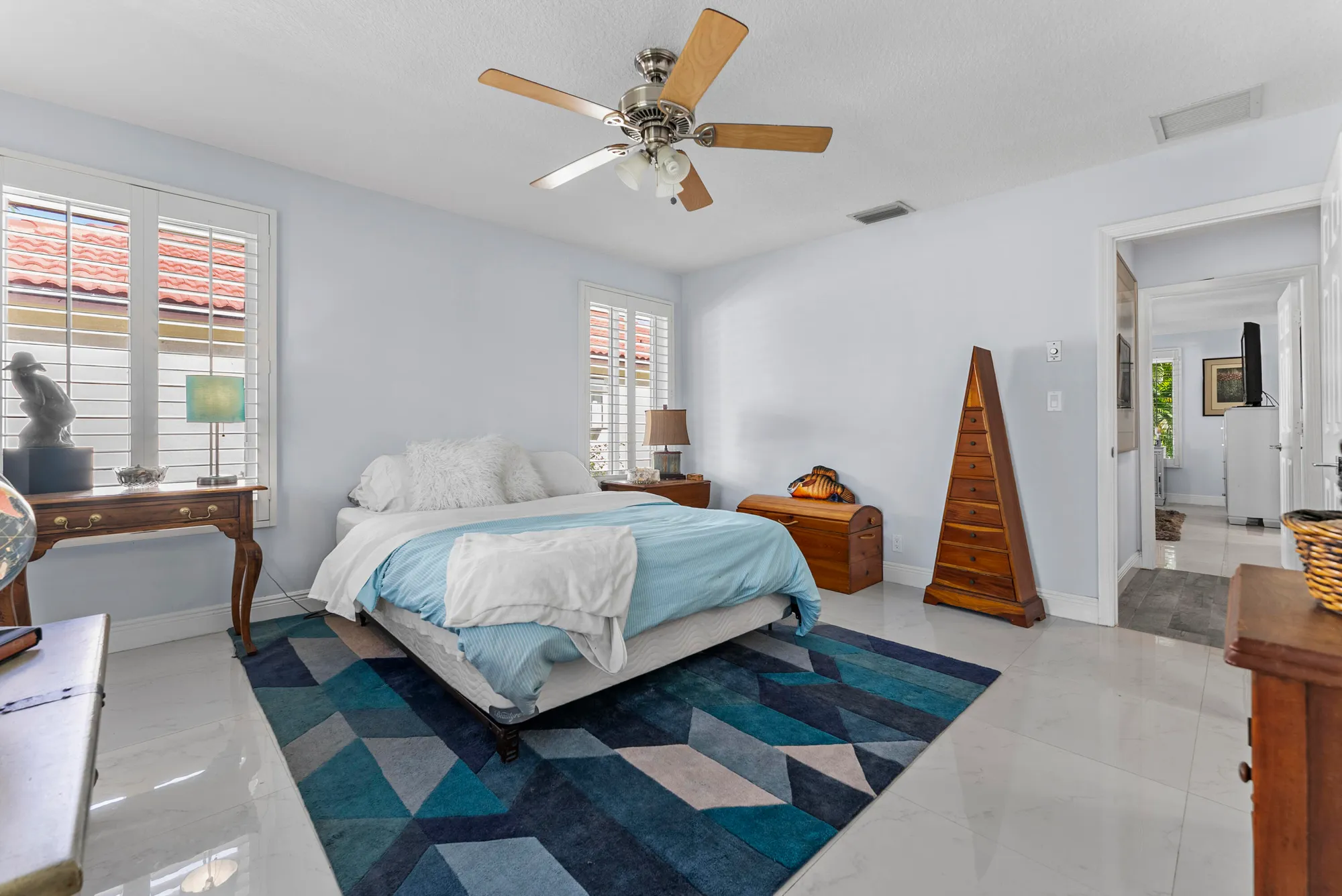 Property Slideshow image 34 of 48 | 334 nw 42nd st, Boca Raton, FL, 33431