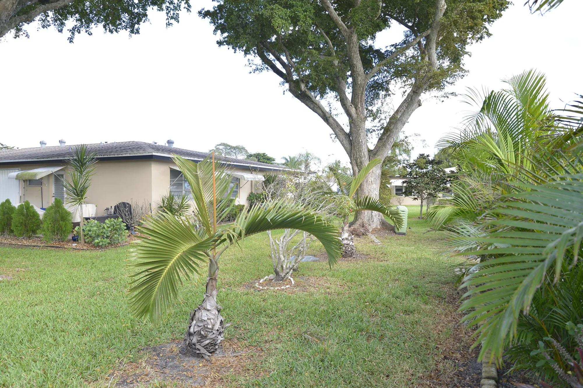 Property Slideshow image 23 of 30 | 1027 south dr a, Delray Beach, FL, 33445