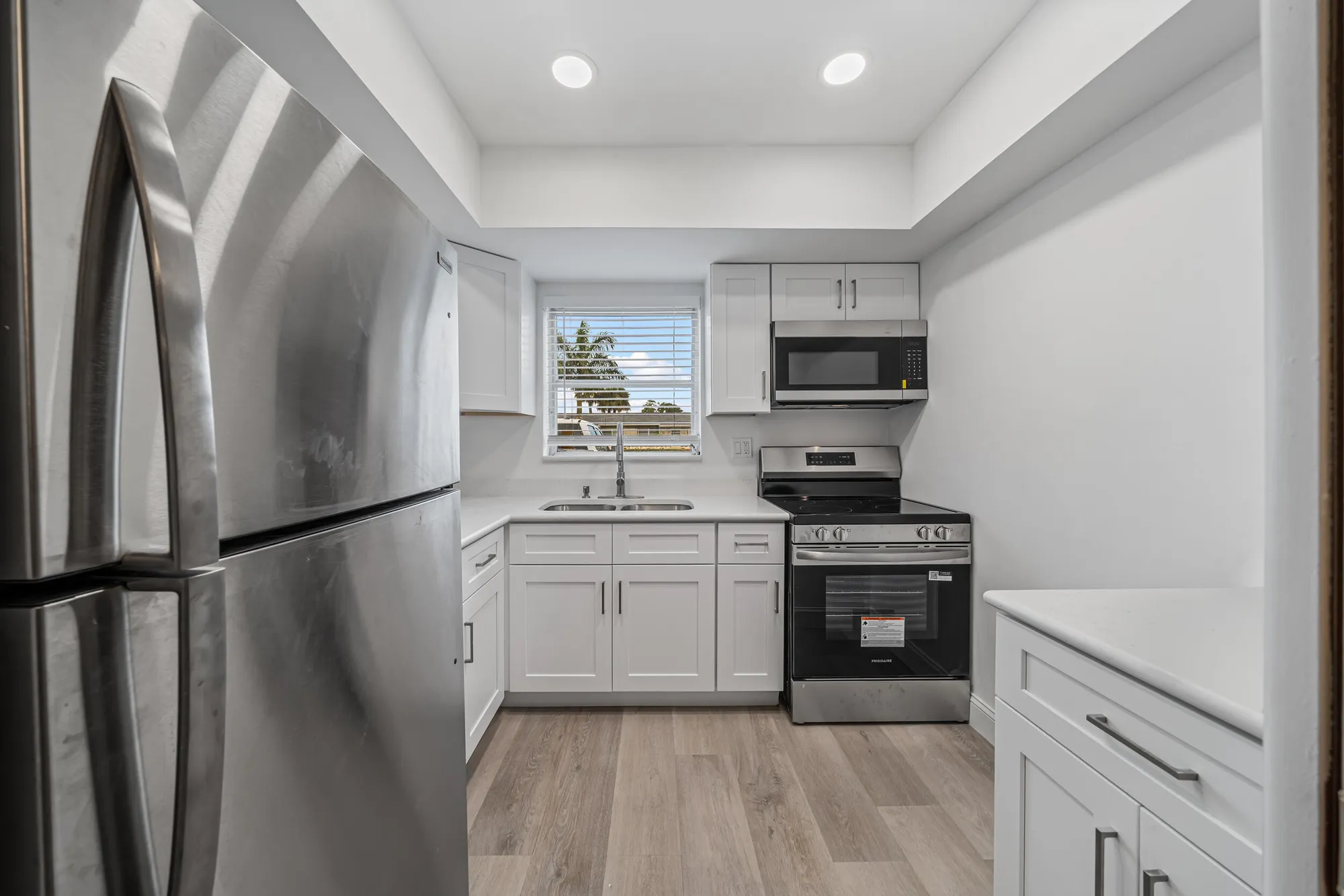 Property Slideshow image 7 of 17 | 2590 barkley dr e, West Palm Beach, FL, 33415