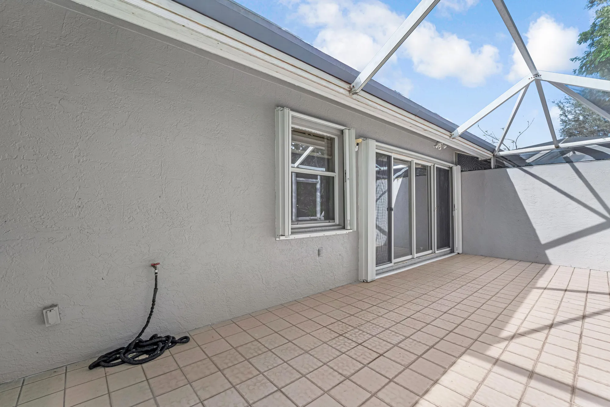 Property Slideshow image 44 of 77 | 7043 summer tree dr, Boynton Beach, FL, 33437