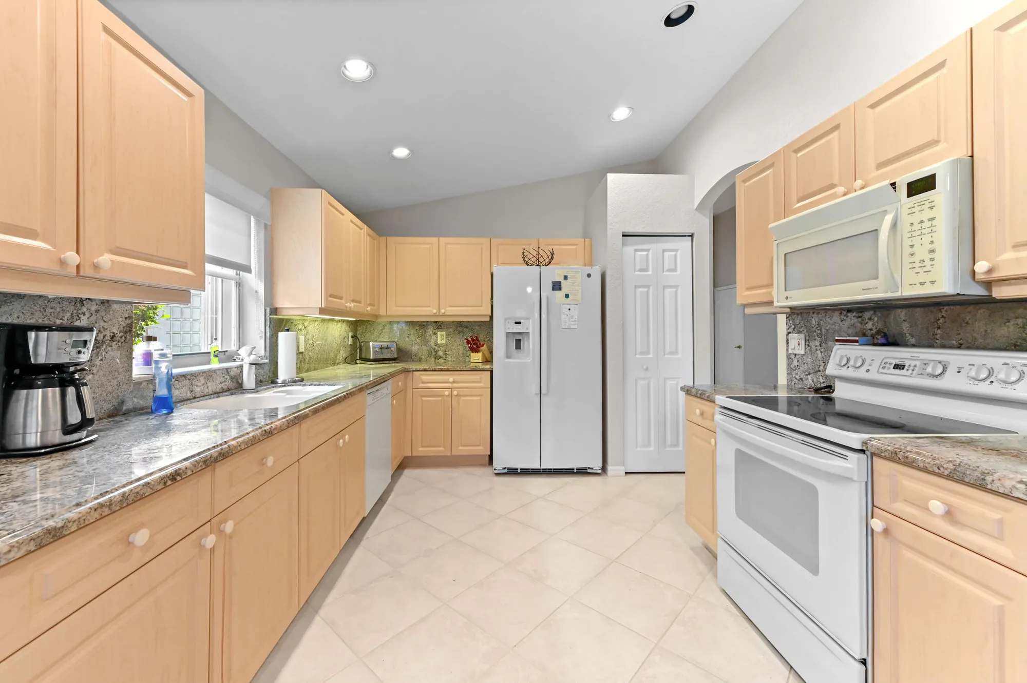 Property Slideshow image 15 of 50 | 7687 trapani ln, Boynton Beach, FL, 33472