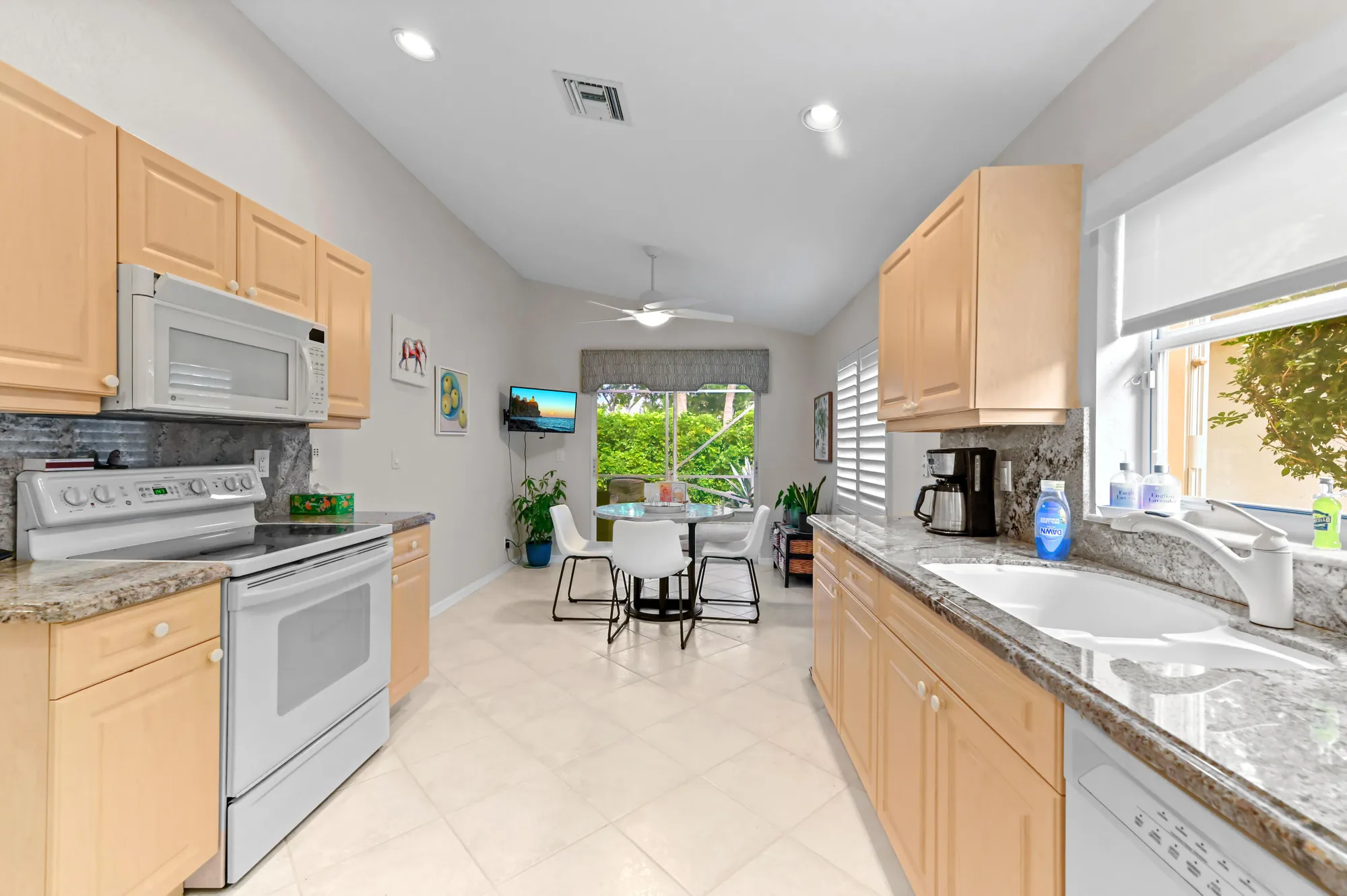 Property Slideshow image 16 of 50 | 7687 trapani ln, Boynton Beach, FL, 33472