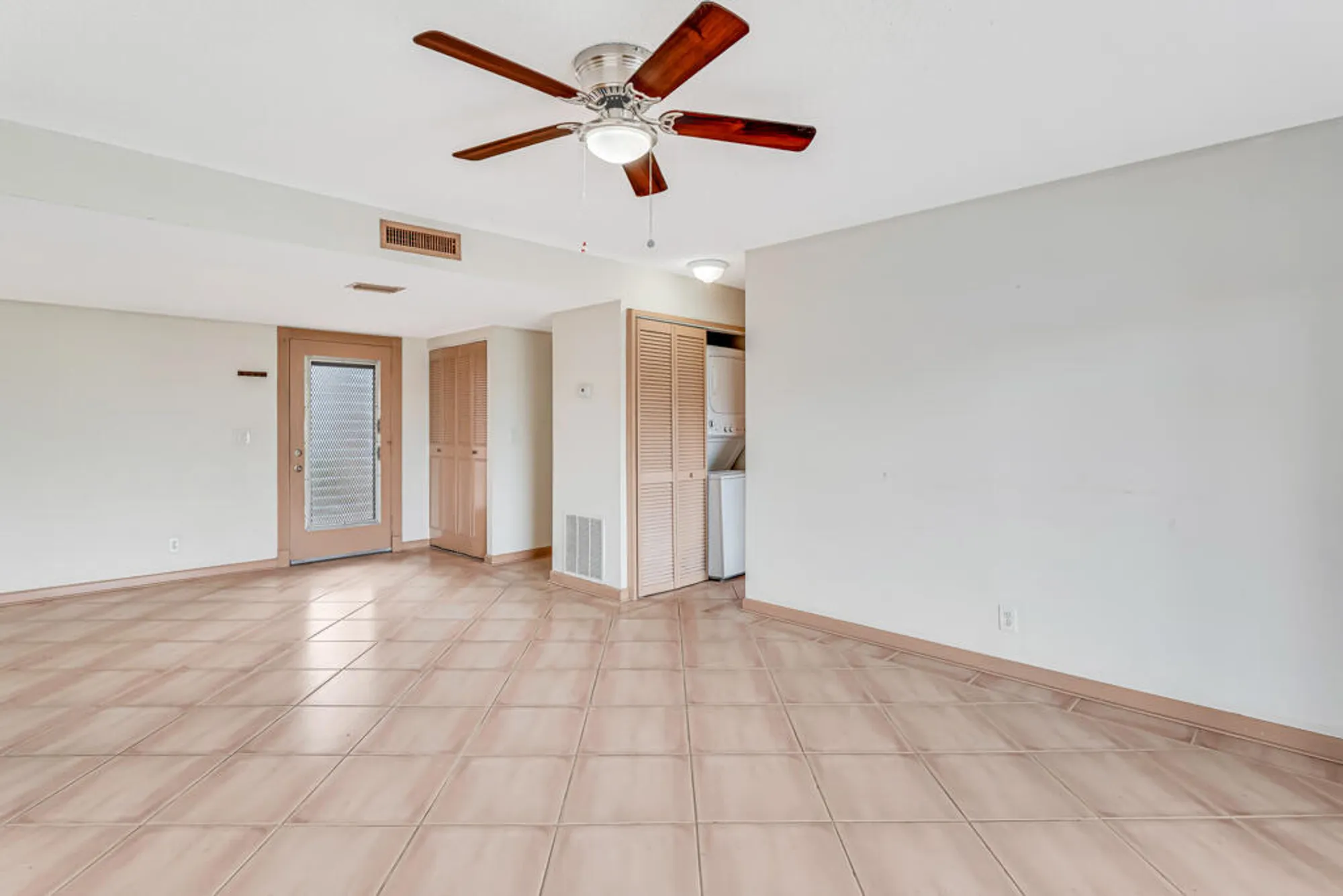 Property Slideshow image 4 of 46 | 199 lake carol dr, West Palm Beach, FL, 33411