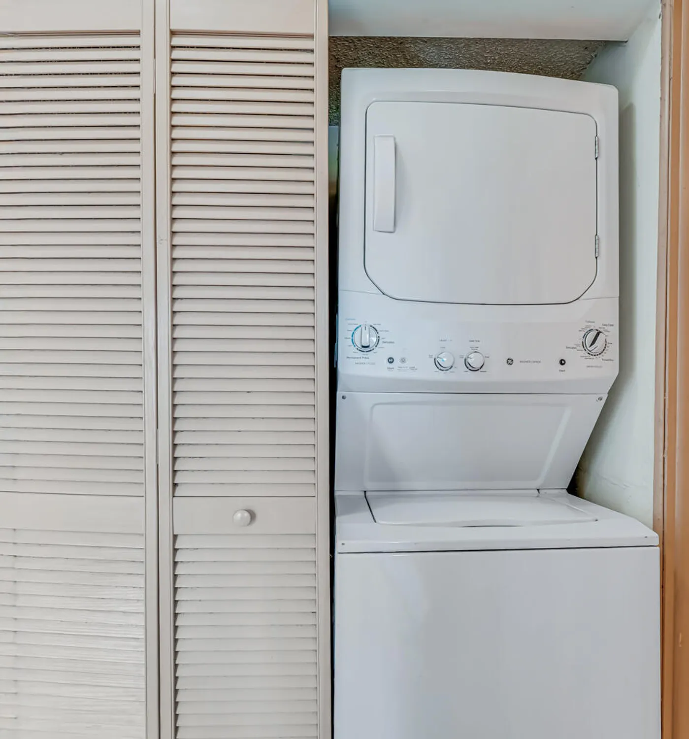 Property Slideshow image 21 of 46 | 199 lake carol dr, West Palm Beach, FL, 33411