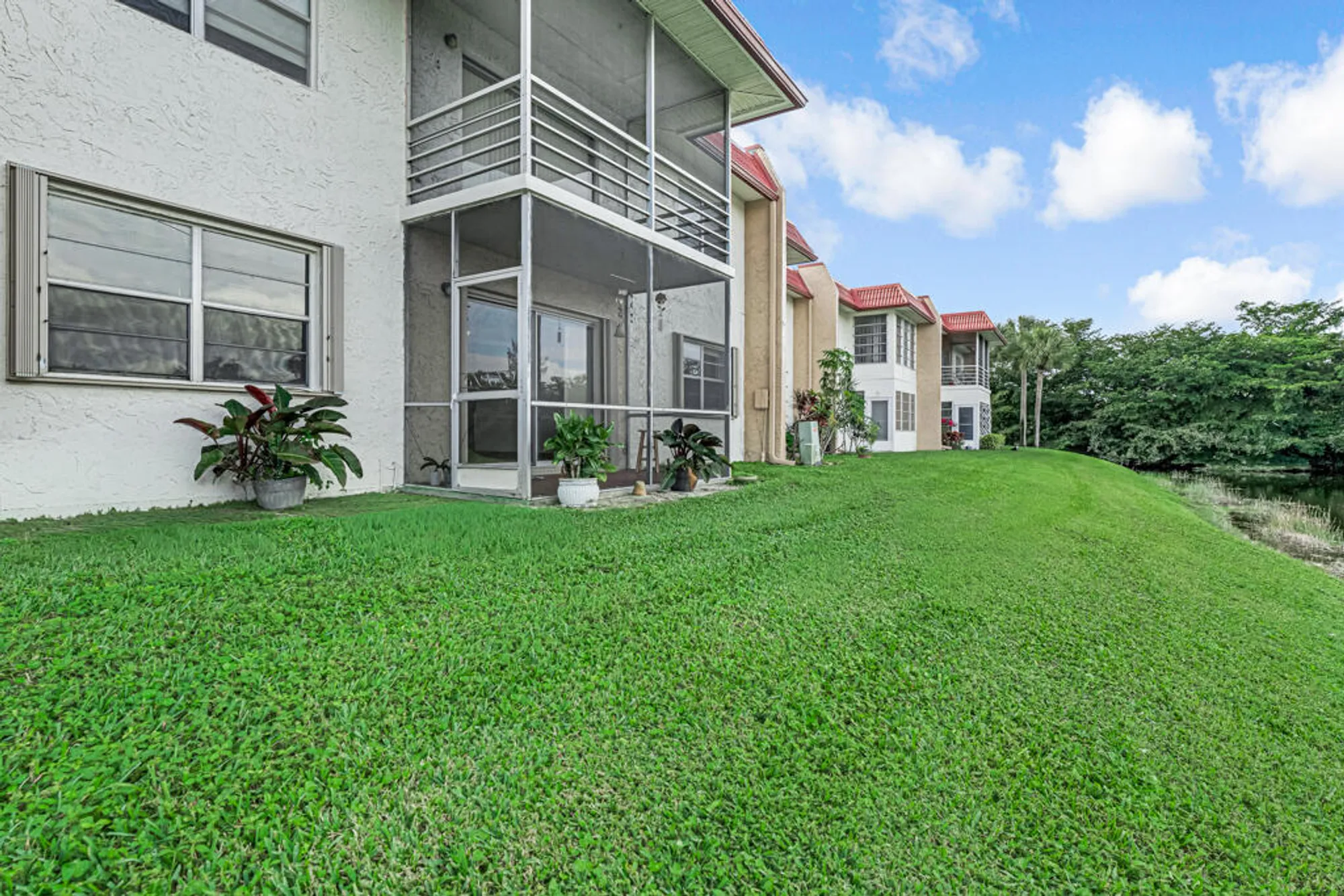 Property Slideshow image 31 of 46 | 199 lake carol dr, West Palm Beach, FL, 33411