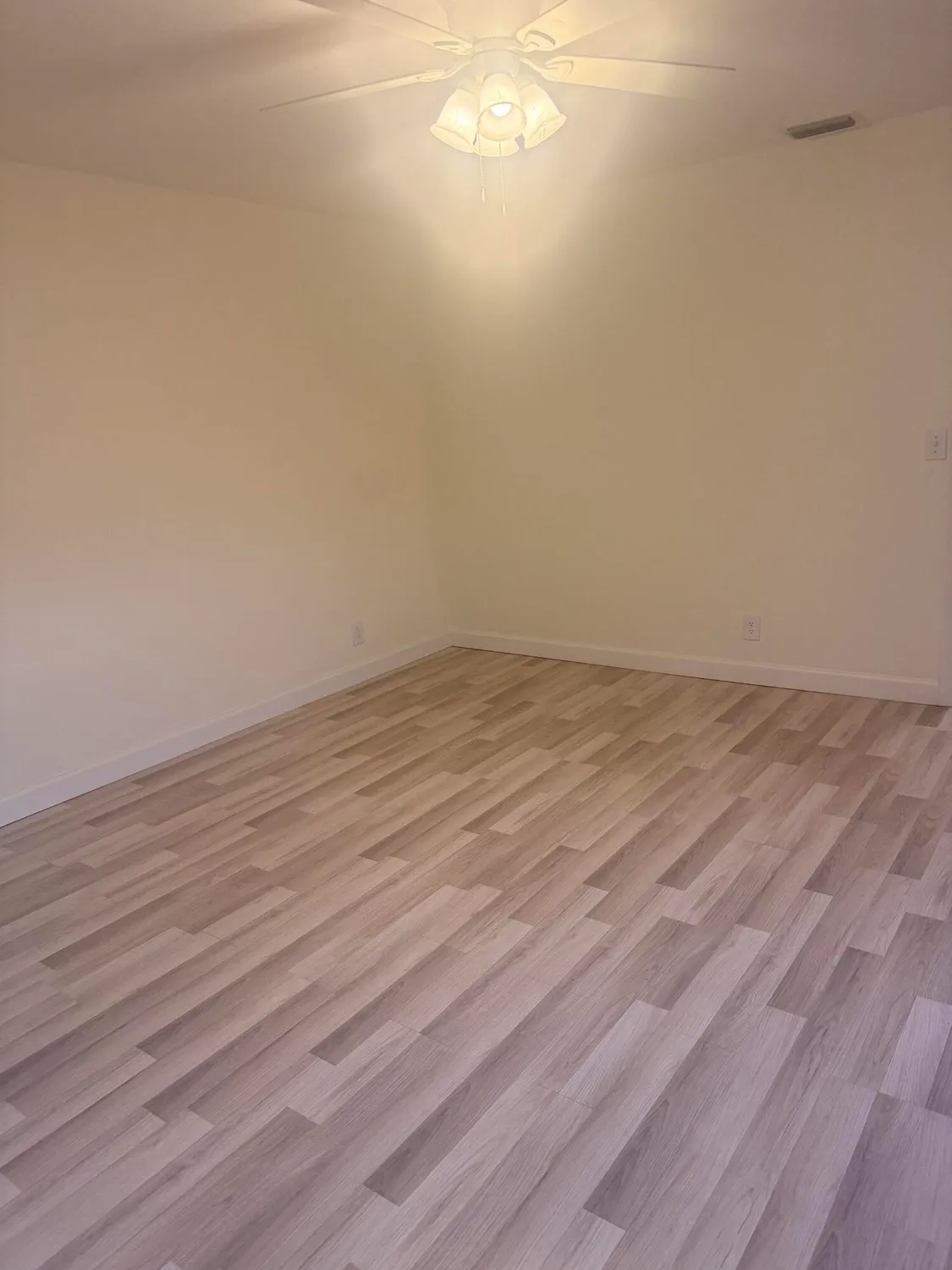 Property Slideshow image 19 of 29 | 2622 nw 7th ct b, Delray Beach, FL, 33445