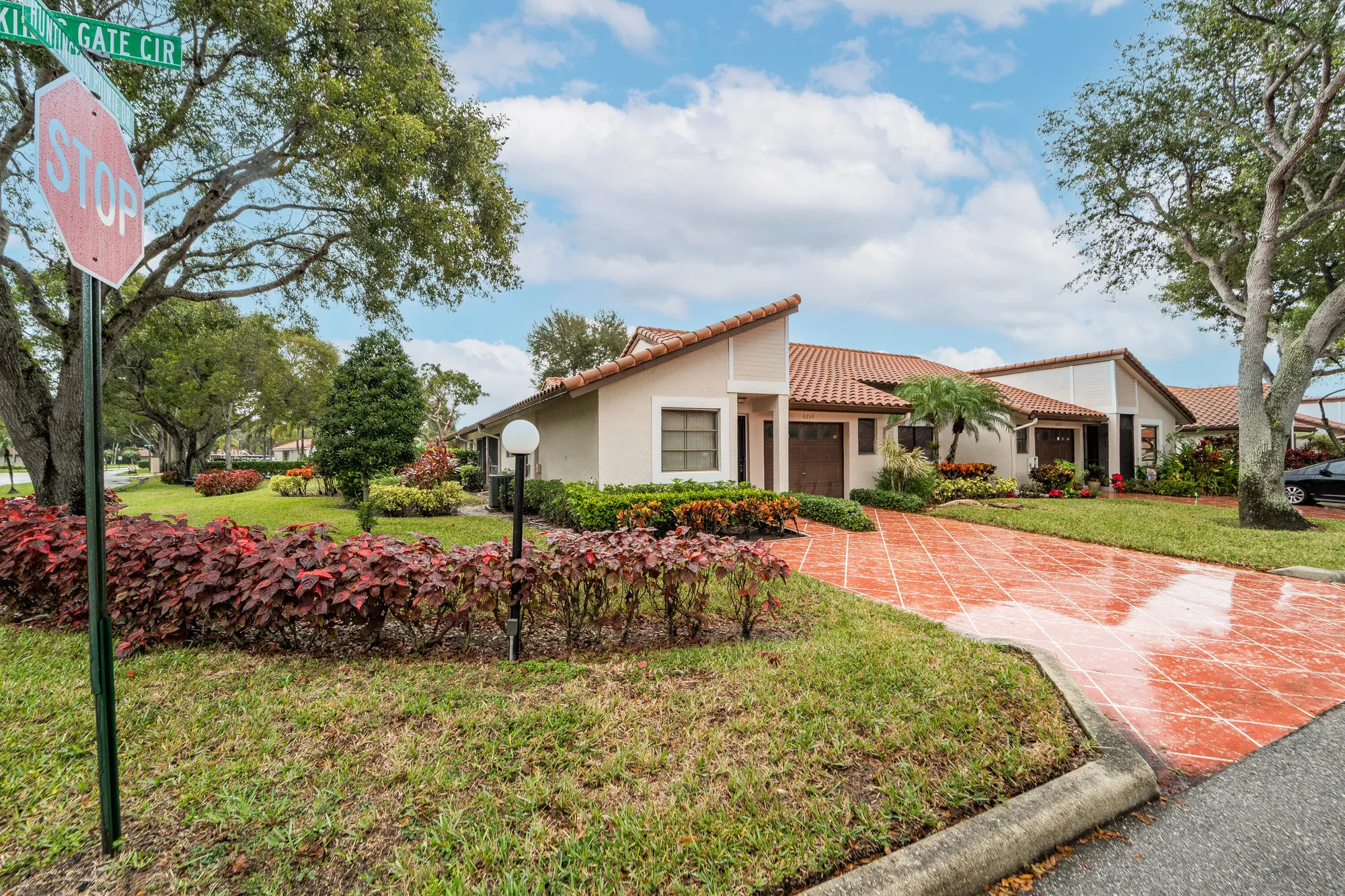 Property Slideshow image 49 of 52 | 6259 kings gate cir, Delray Beach, FL, 33484