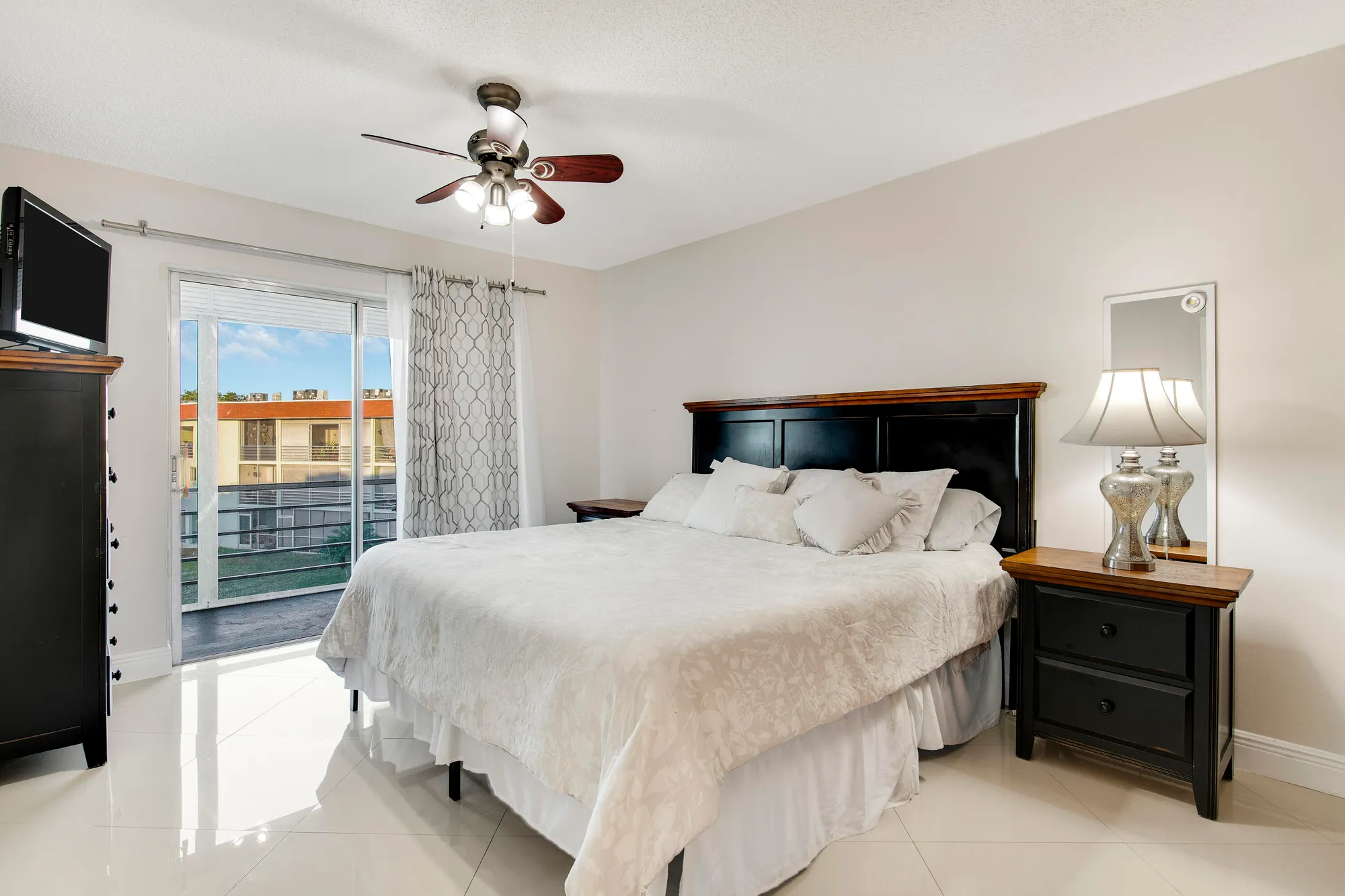 Property Slideshow image 13 of 27 | 3100 springdale blvd apt 314, Palm Springs, FL, 33461