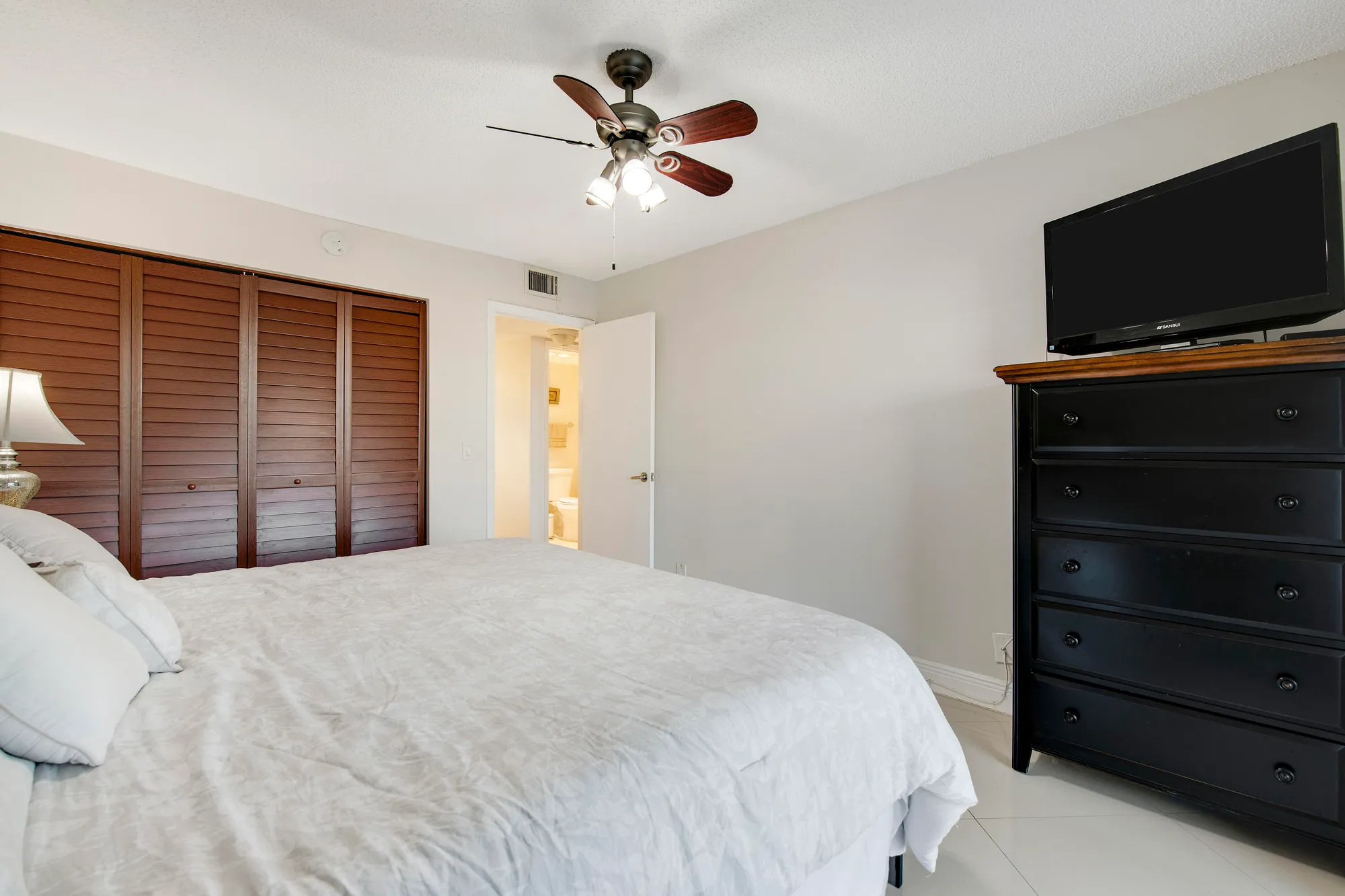 Property Slideshow image 14 of 27 | 3100 springdale blvd apt 314, Palm Springs, FL, 33461