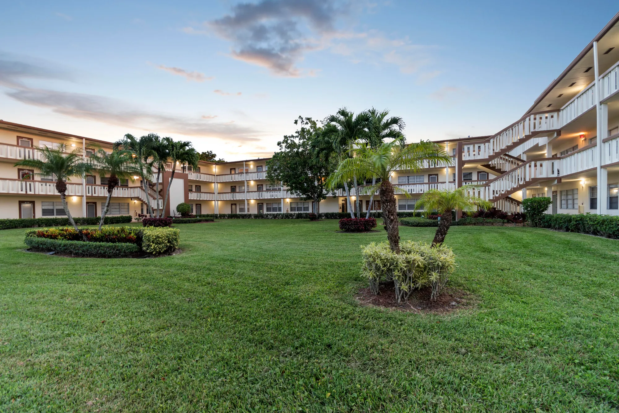 Property Slideshow image 1 of 7 | 505 mansfield m, Boca Raton, FL, 33434