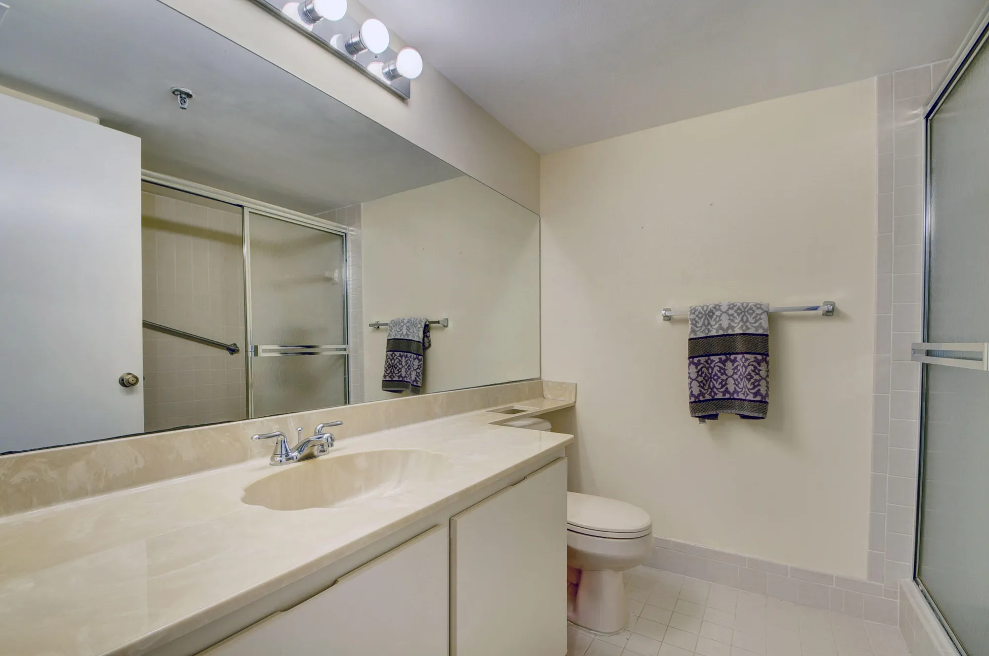 Property Slideshow image 21 of 44 | 7380 s oriole blvd apt 103, Delray Beach, FL, 33446
