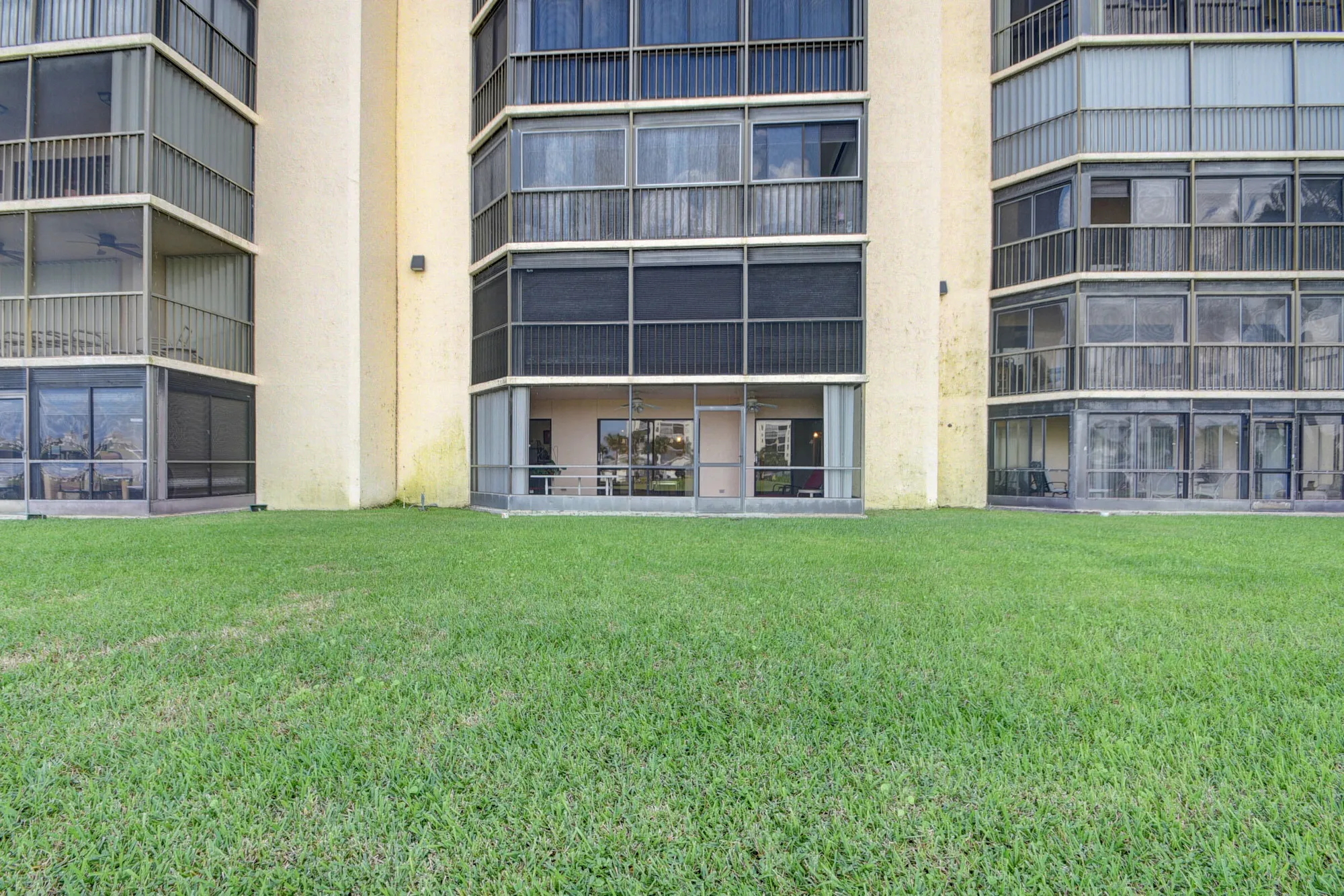 Property Slideshow image 26 of 44 | 7380 s oriole blvd apt 103, Delray Beach, FL, 33446