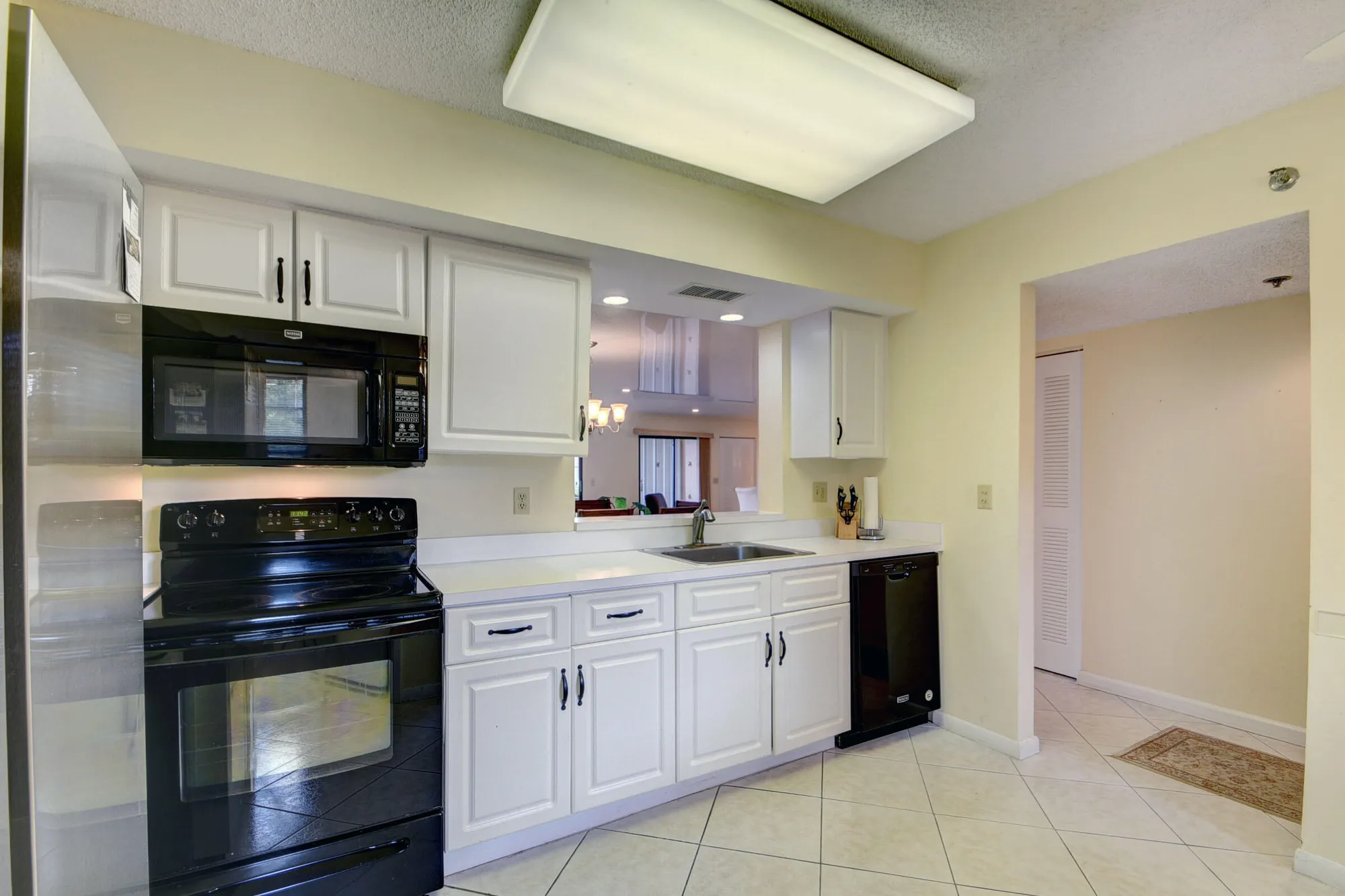 Property Slideshow image 5 of 44 | 7380 s oriole blvd apt 103, Delray Beach, FL, 33446