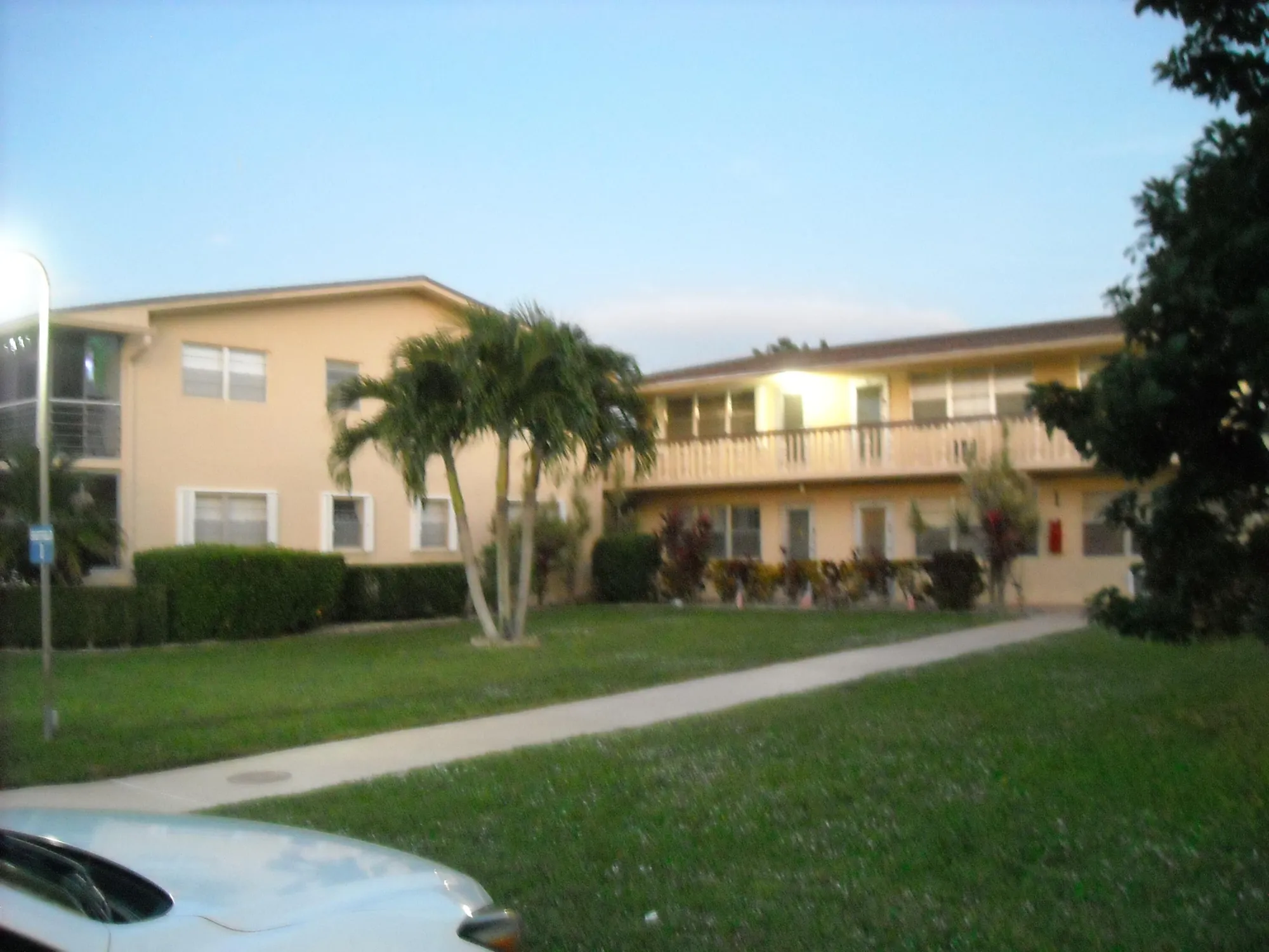 Property Slideshow image 1 of 13 | 216 sheffield i, West Palm Beach, FL, 33417