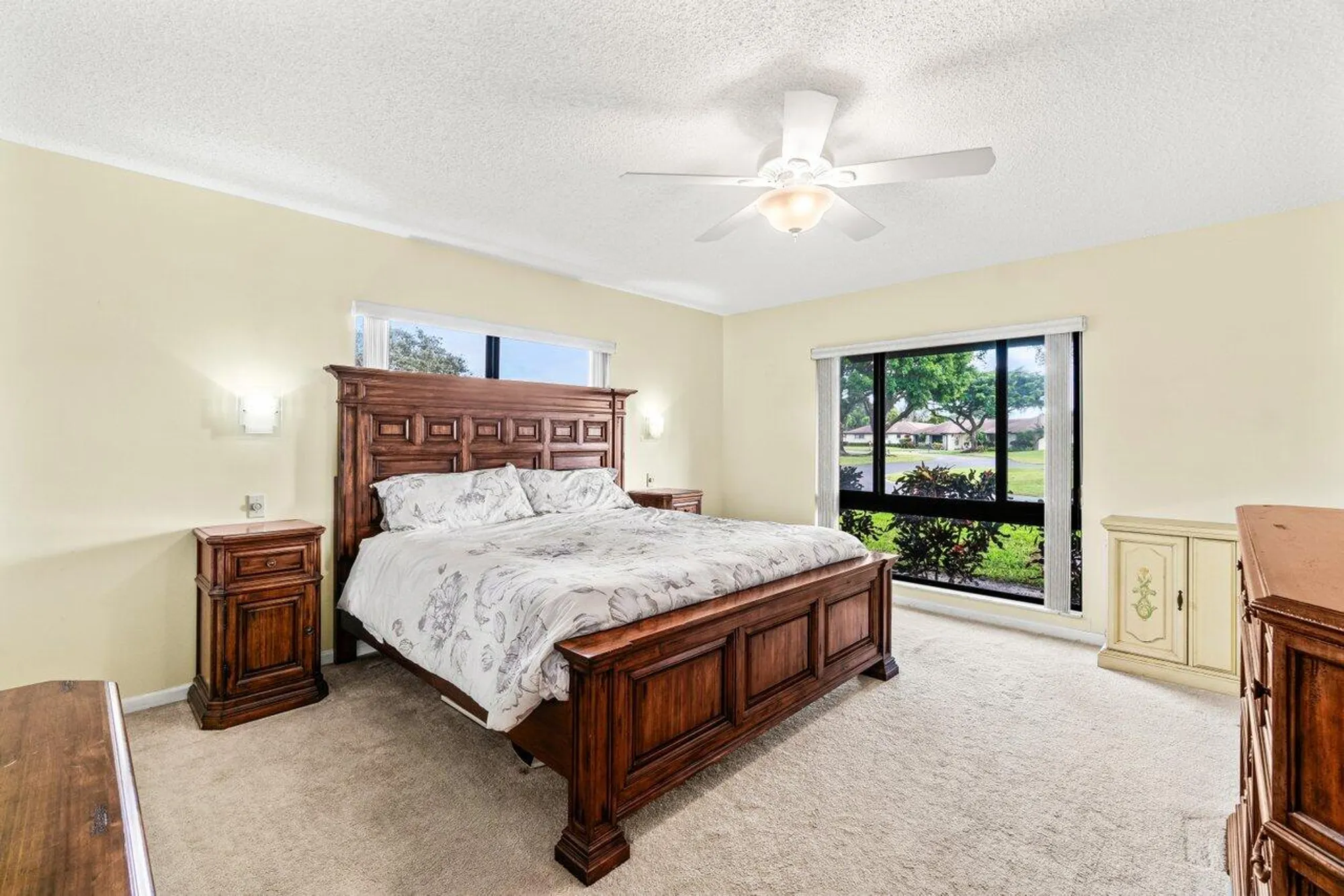 Property Slideshow image 13 of 35 | 4888 equestrian cir b, Boynton Beach, FL, 33436