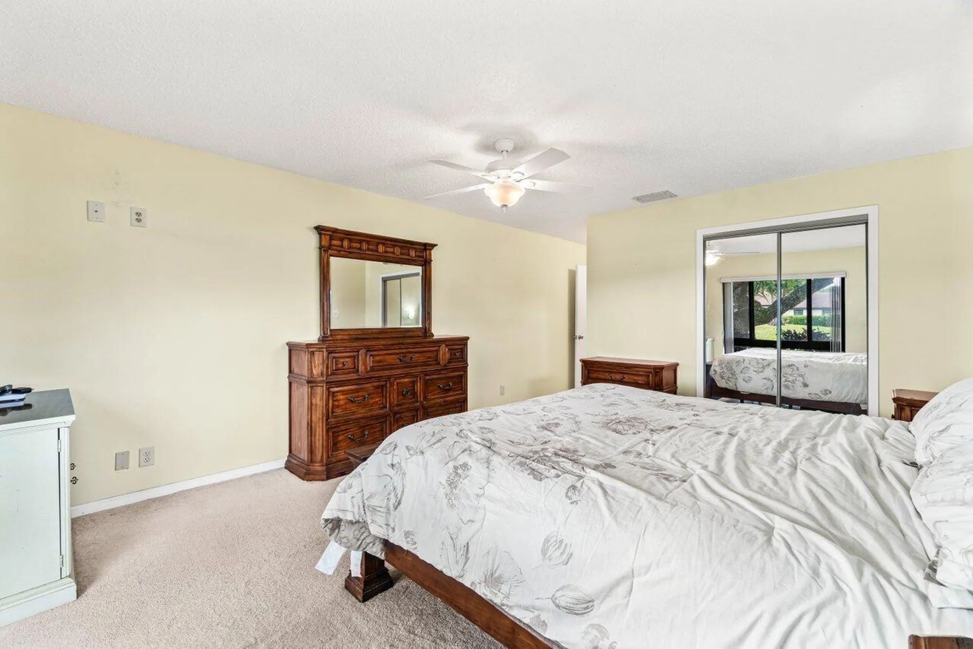 Property Slideshow image 14 of 35 | 4888 equestrian cir b, Boynton Beach, FL, 33436