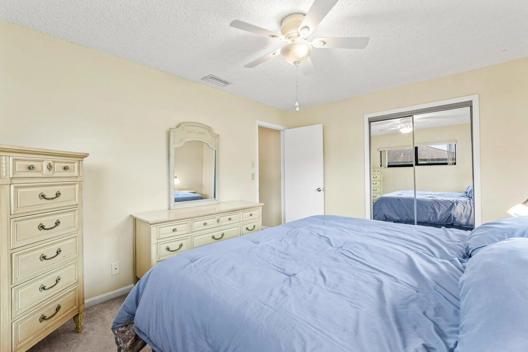 Property Slideshow image 19 of 35 | 4888 equestrian cir b, Boynton Beach, FL, 33436