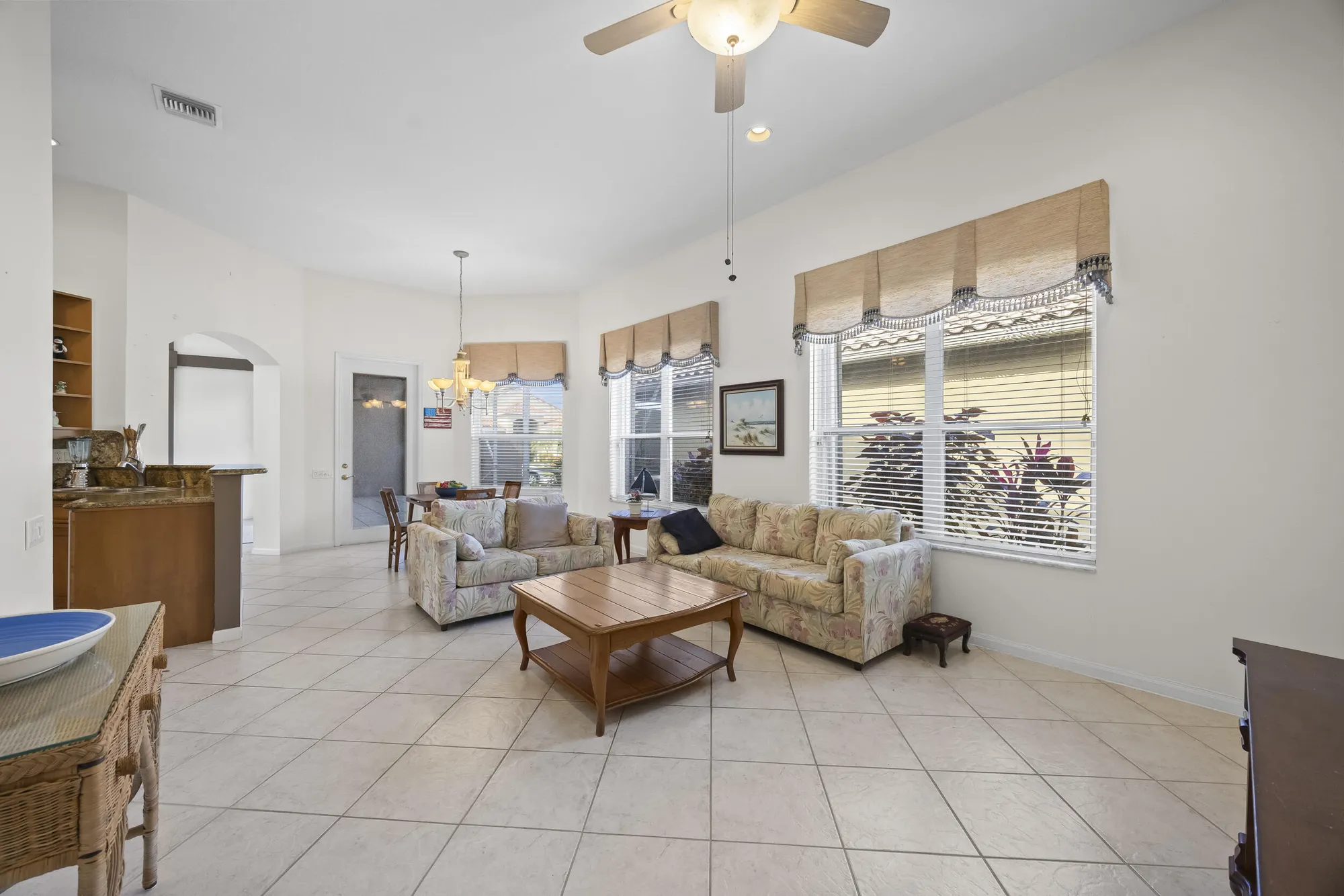 Property Slideshow image 20 of 47 | 6601 arno way, Boynton Beach, FL, 33472