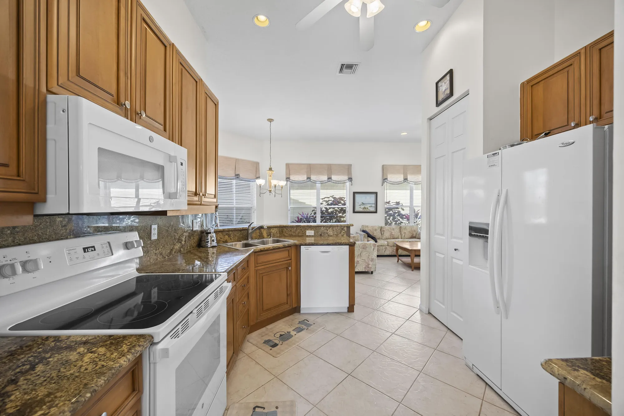 Property Slideshow image 23 of 47 | 6601 arno way, Boynton Beach, FL, 33472