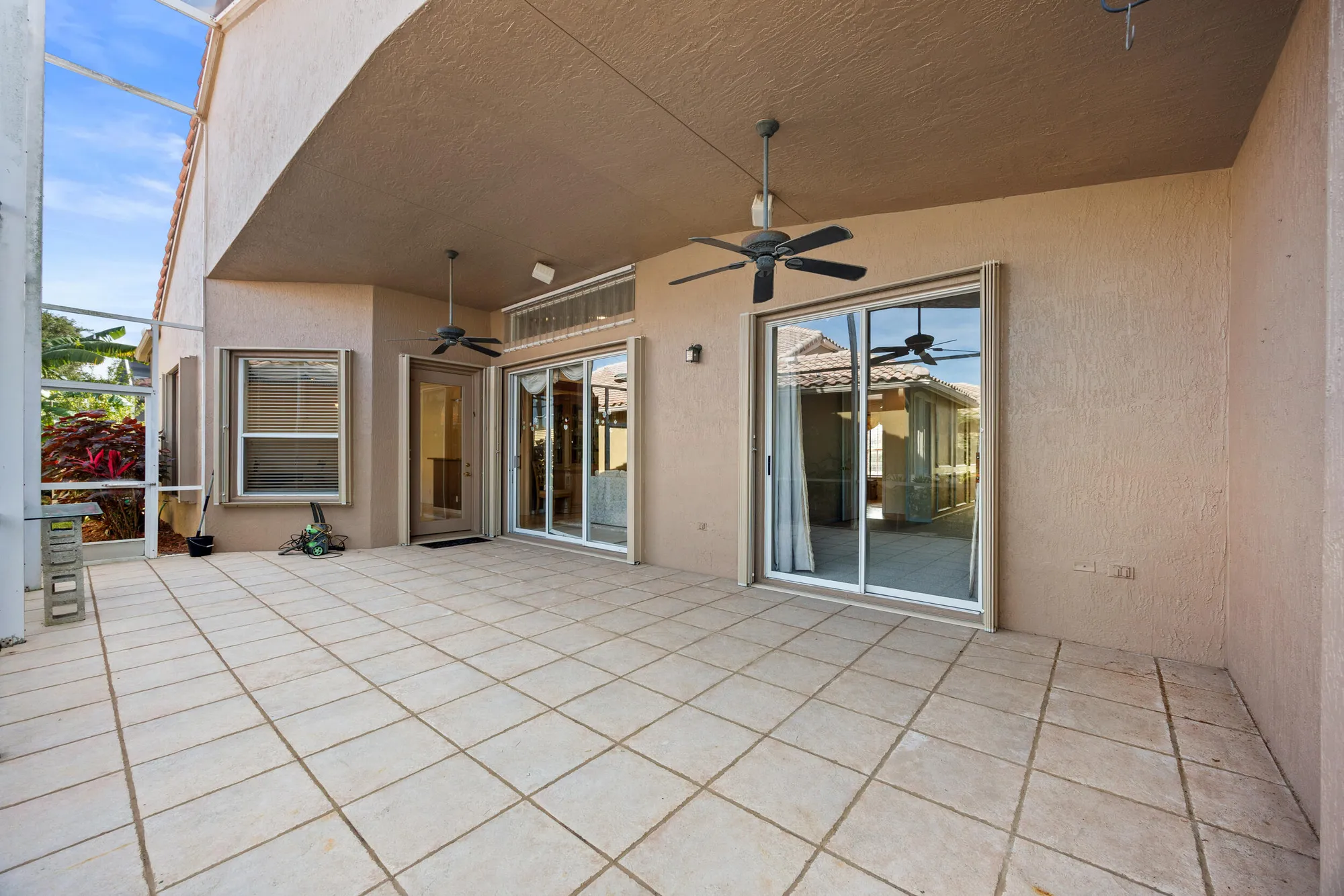 Property Slideshow image 29 of 47 | 6601 arno way, Boynton Beach, FL, 33472