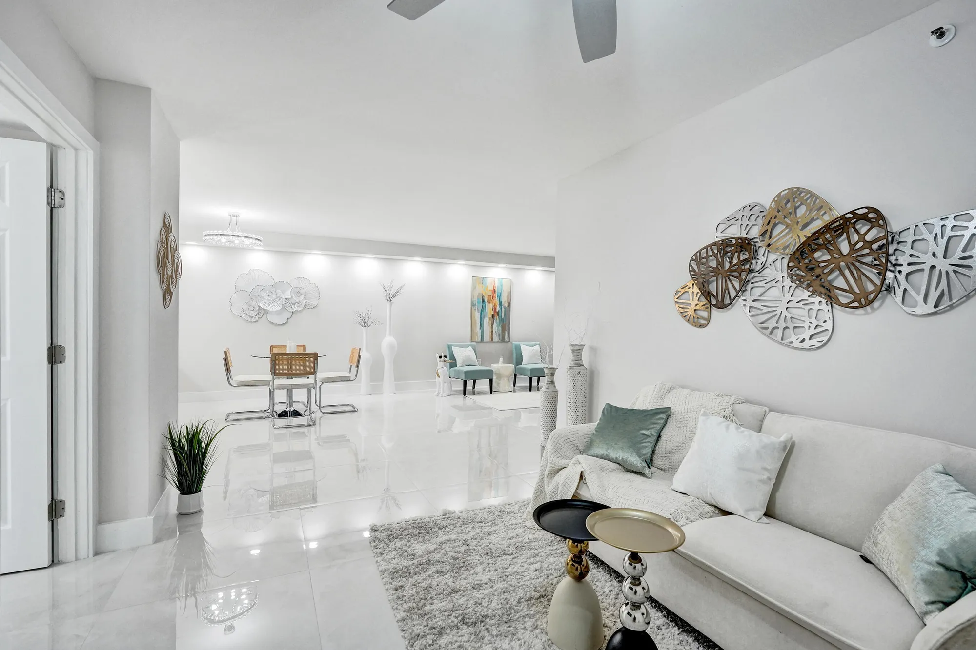 Property Slideshow image 14 of 59 | 14111 royal vista dr 305, Delray Beach, FL, 33484