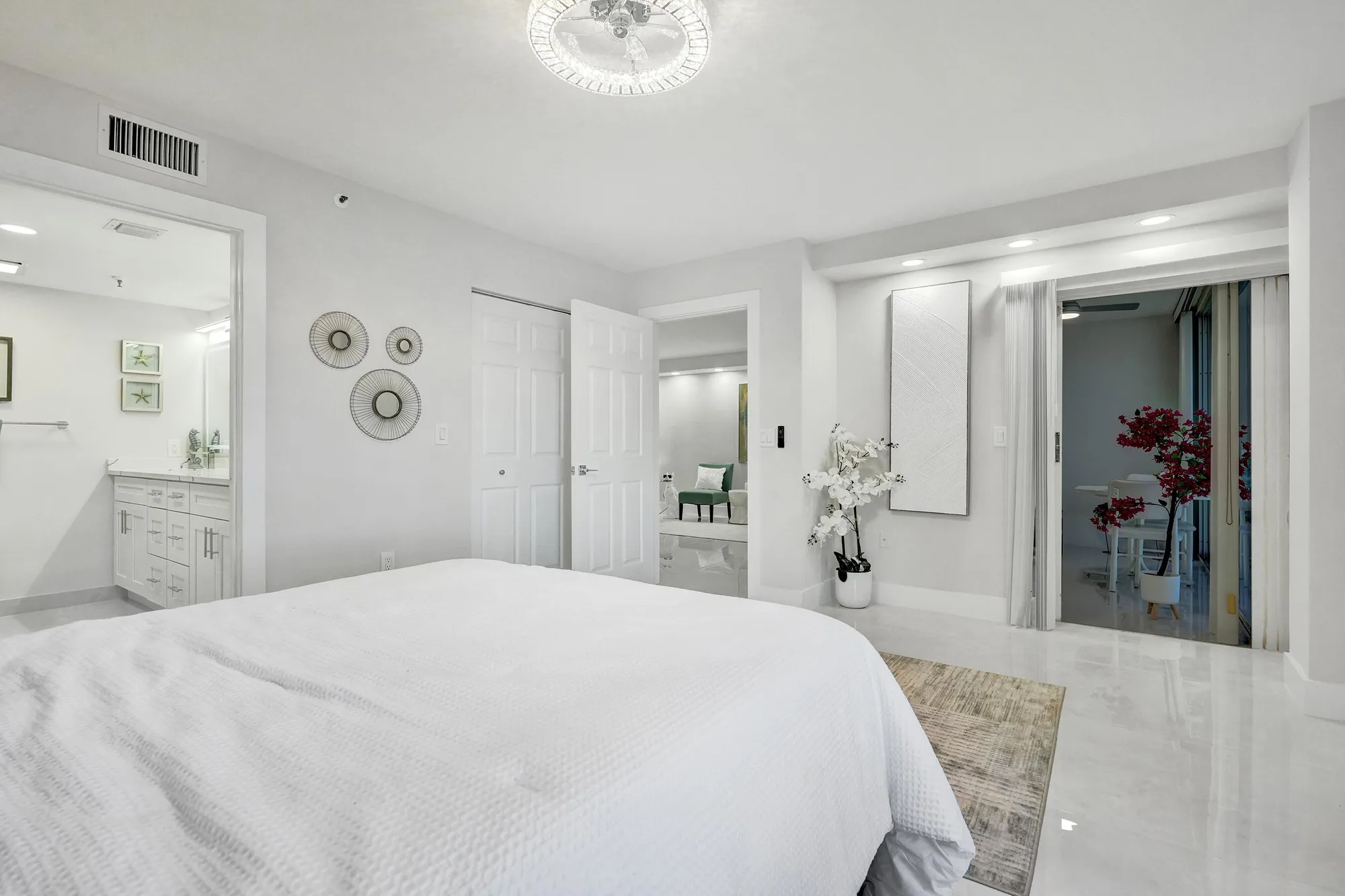 Property Slideshow image 18 of 59 | 14111 royal vista dr 305, Delray Beach, FL, 33484