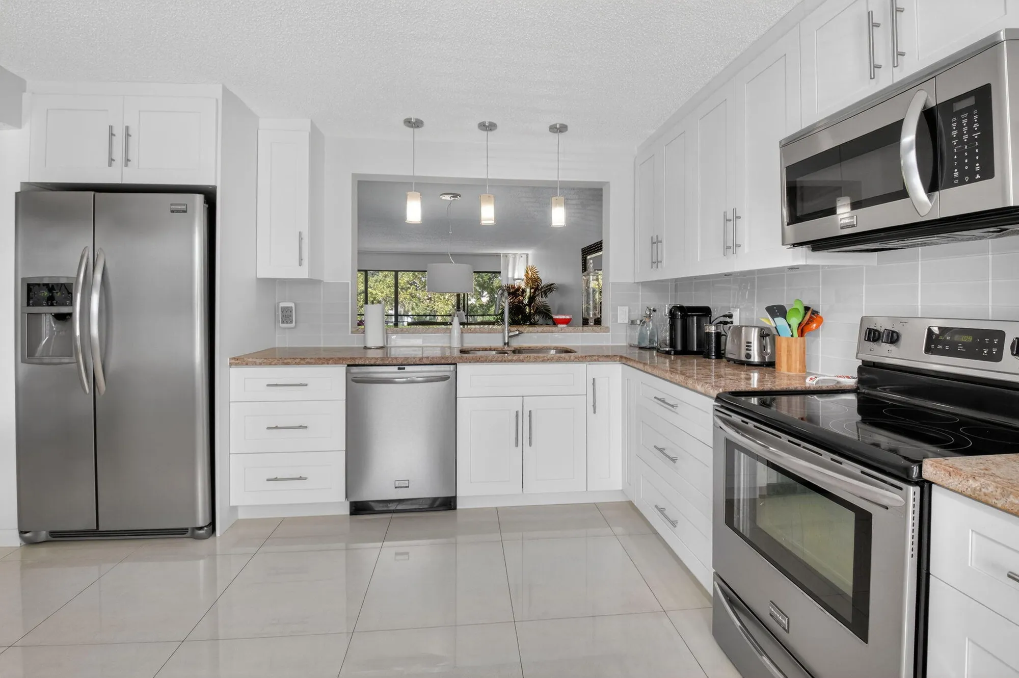 Property Slideshow image 7 of 35 | 5673 fairway park dr apt 202, Boynton Beach, FL, 33437