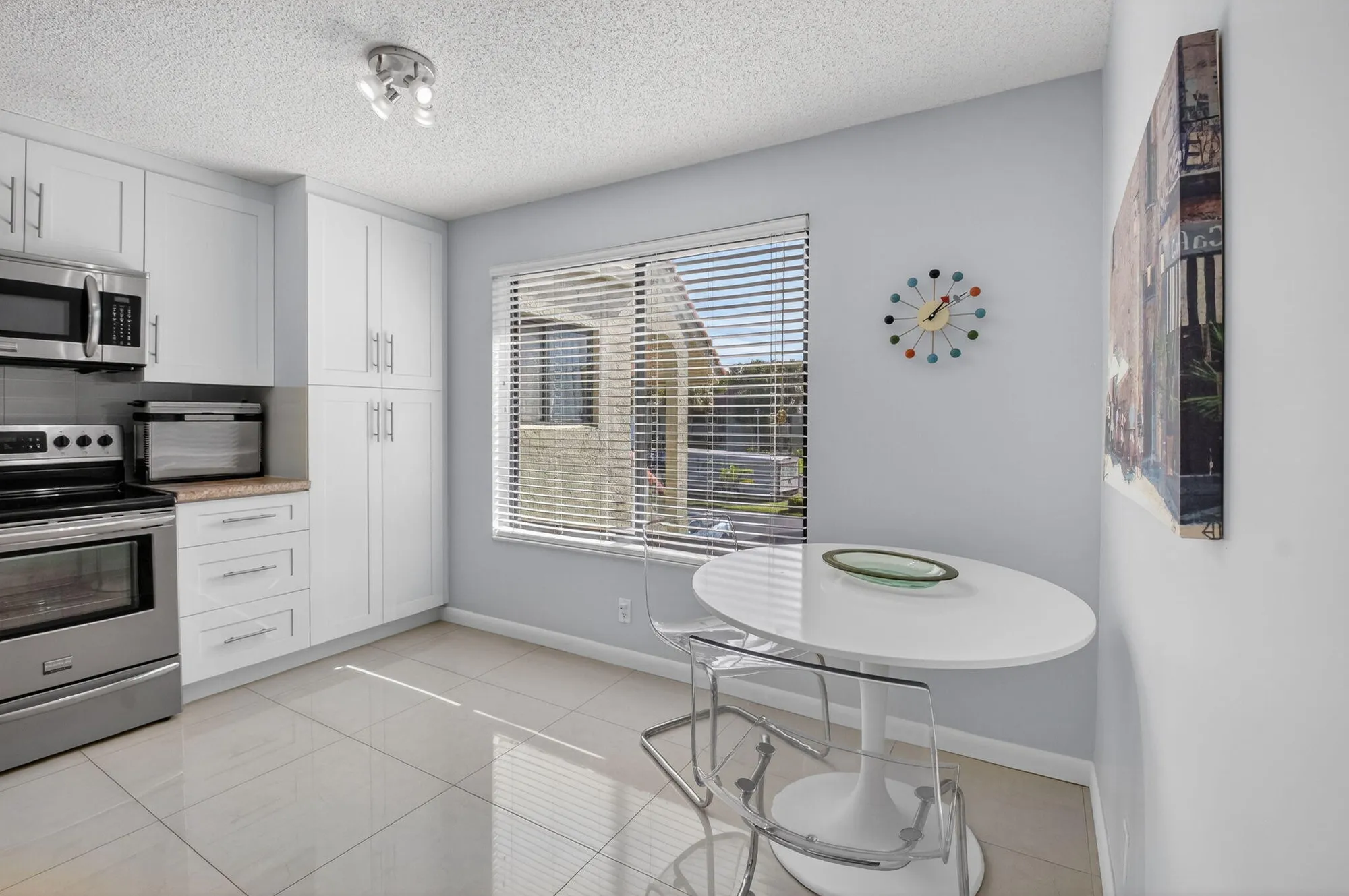Property Slideshow image 10 of 35 | 5673 fairway park dr apt 202, Boynton Beach, FL, 33437