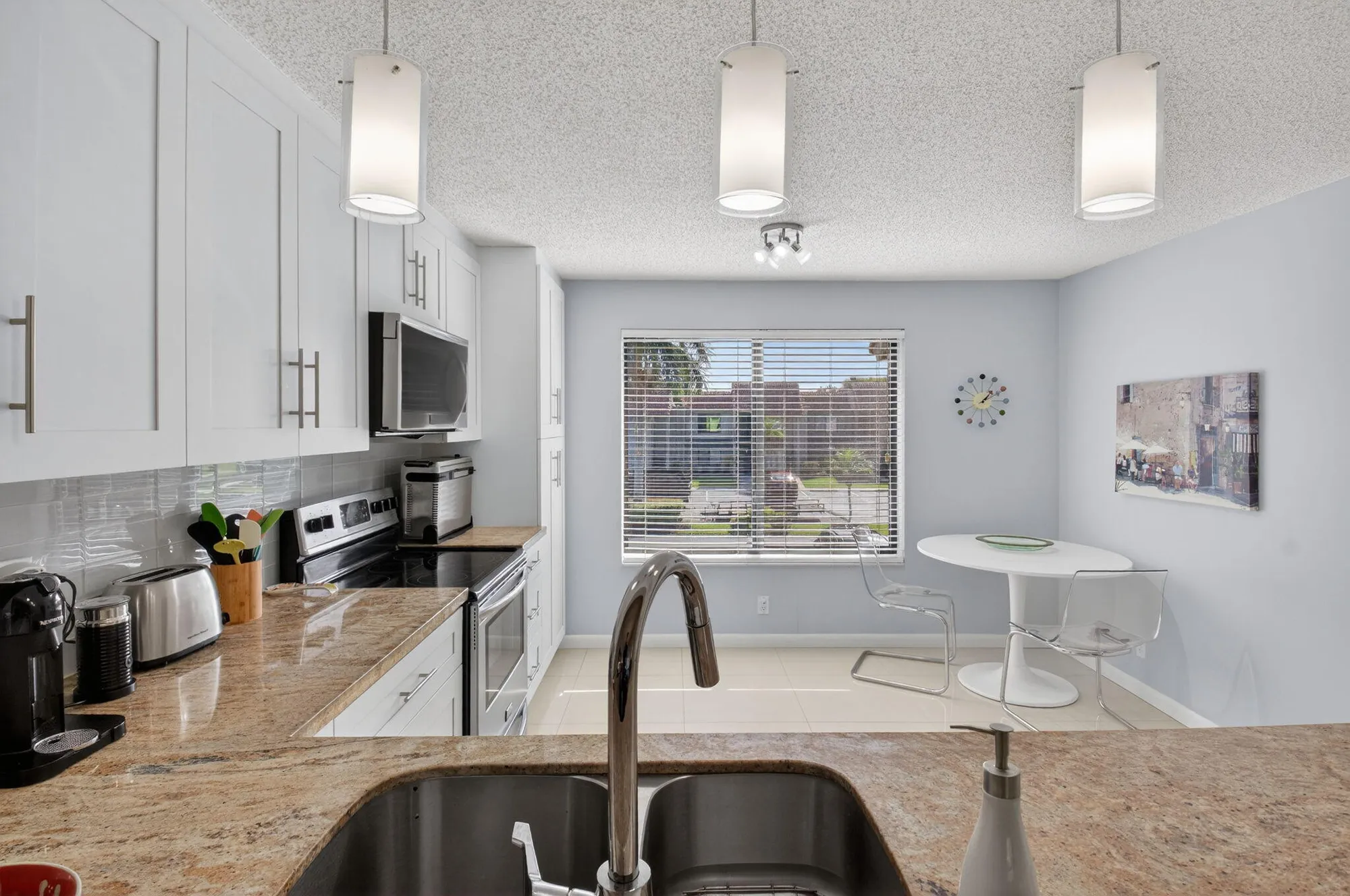 Property Slideshow image 11 of 35 | 5673 fairway park dr apt 202, Boynton Beach, FL, 33437