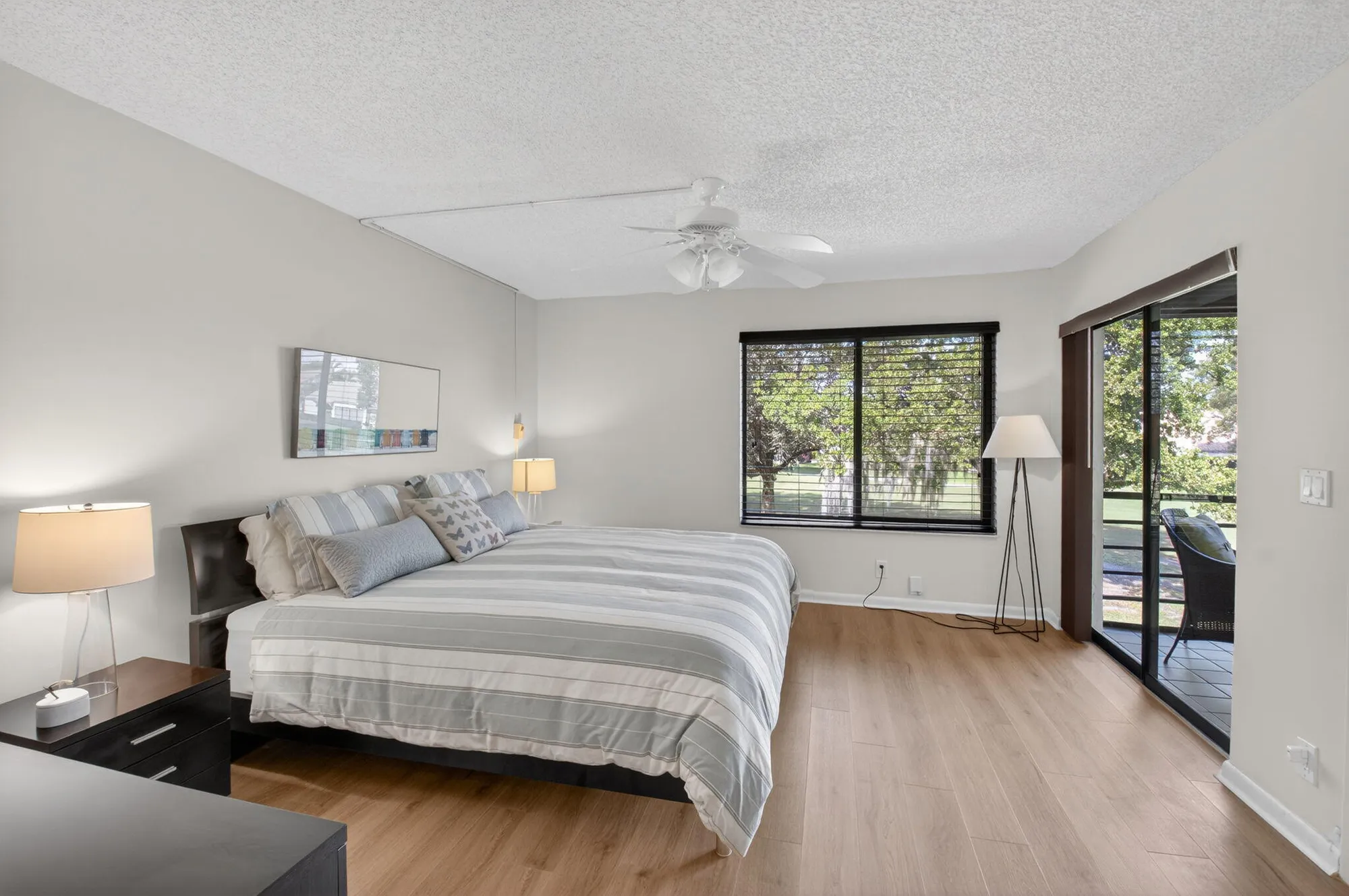 Property Slideshow image 13 of 35 | 5673 fairway park dr apt 202, Boynton Beach, FL, 33437
