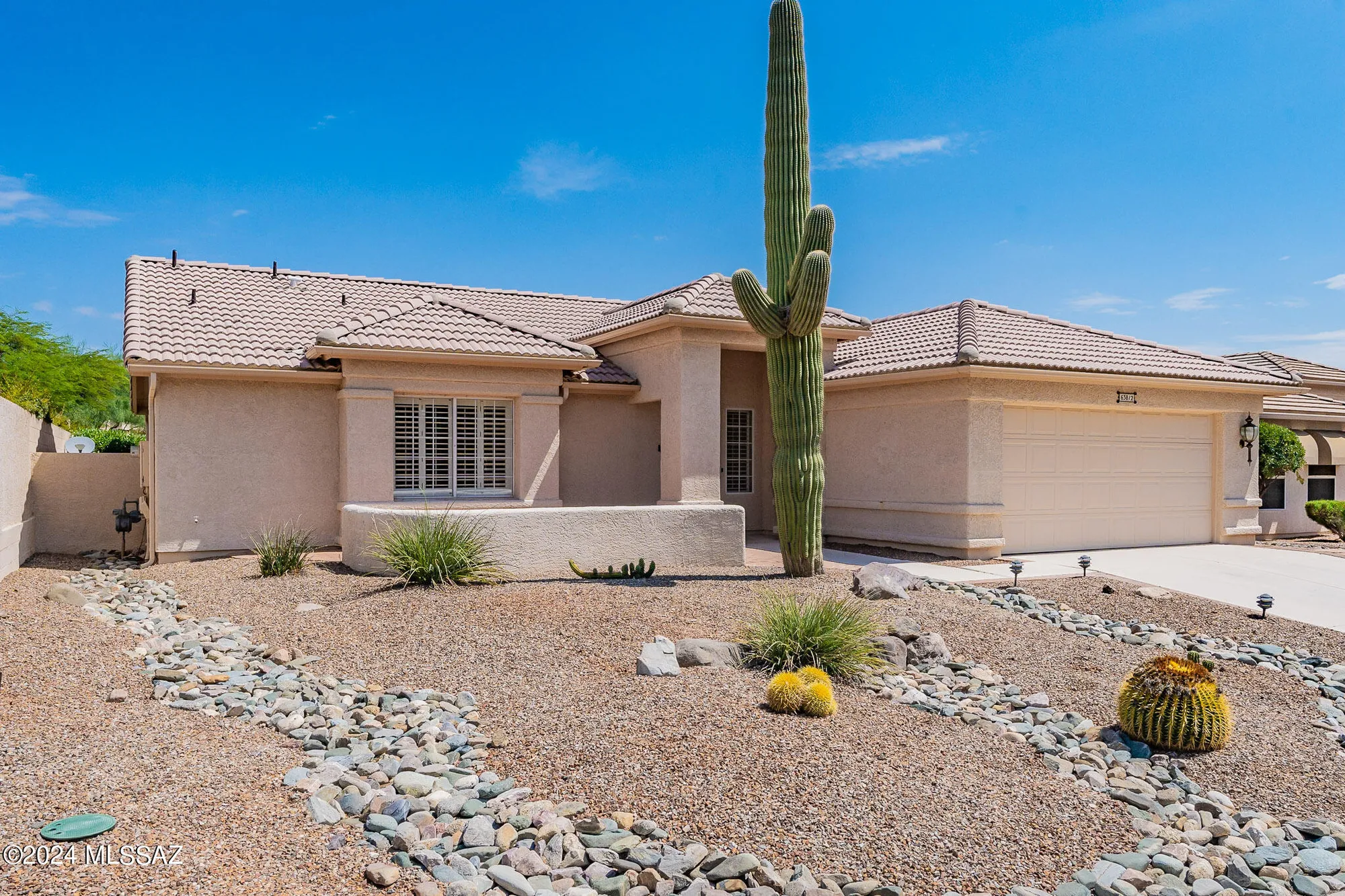 Property Slideshow image 3 of 50 | 63812 e high point ln, Saddlebrooke, AZ, 85739