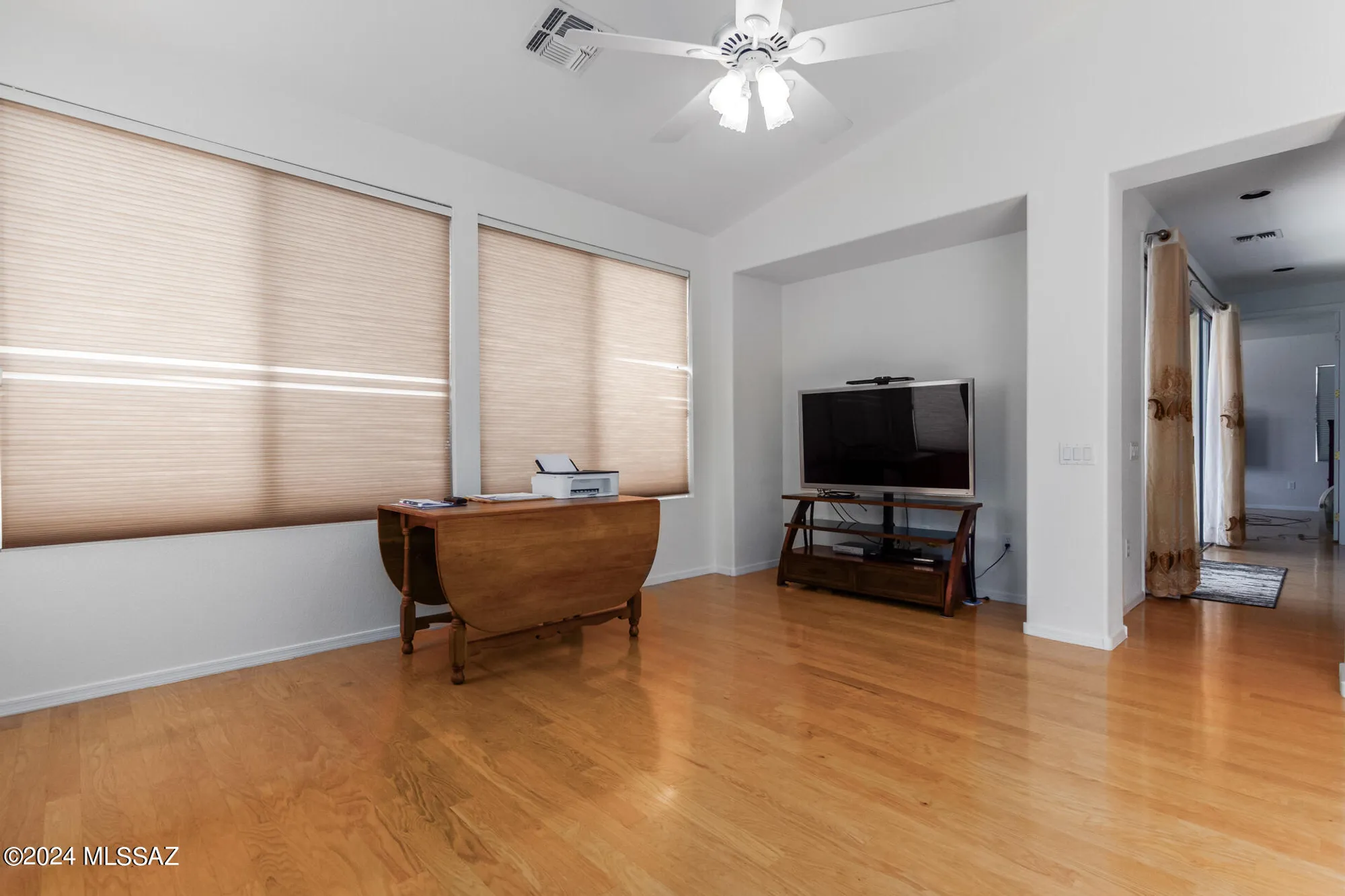 Property Slideshow image 10 of 41 | 7904 w wandering spring way, Tucson, AZ, 85743