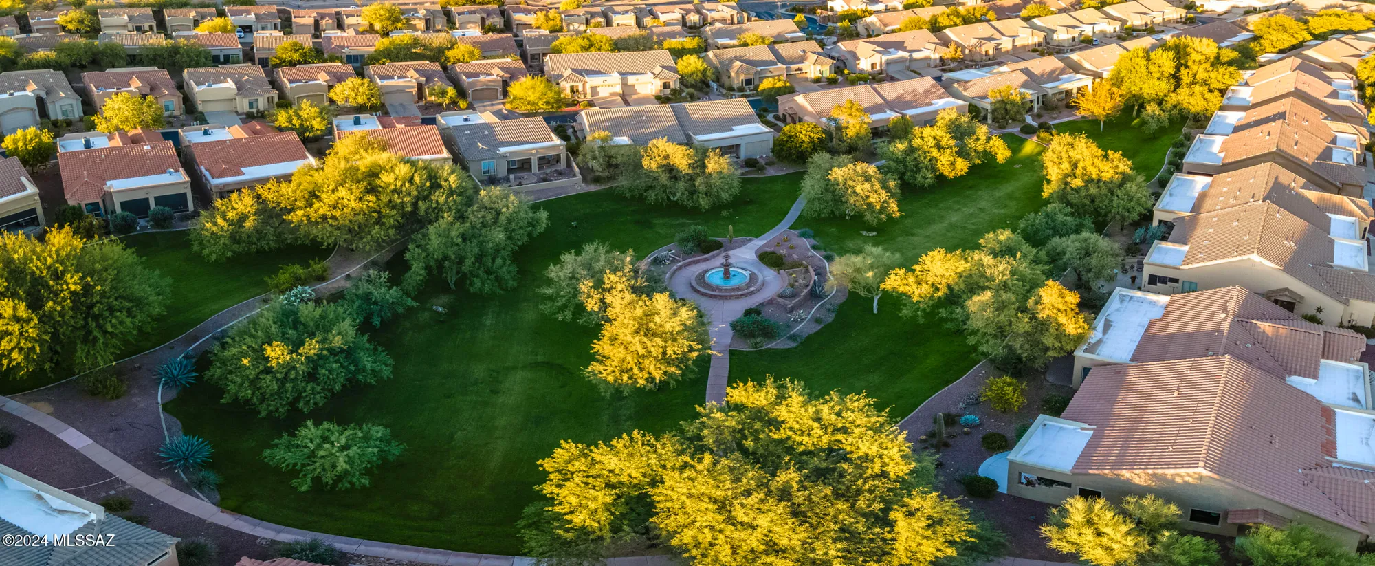 Property Slideshow image 6 of 45 | 716 w shadow wood st, Green Valley, AZ, 85614