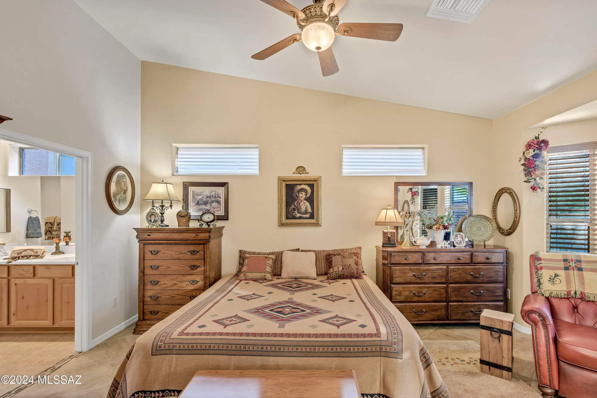 Property Slideshow image 27 of 45 | 716 w shadow wood st, Green Valley, AZ, 85614
