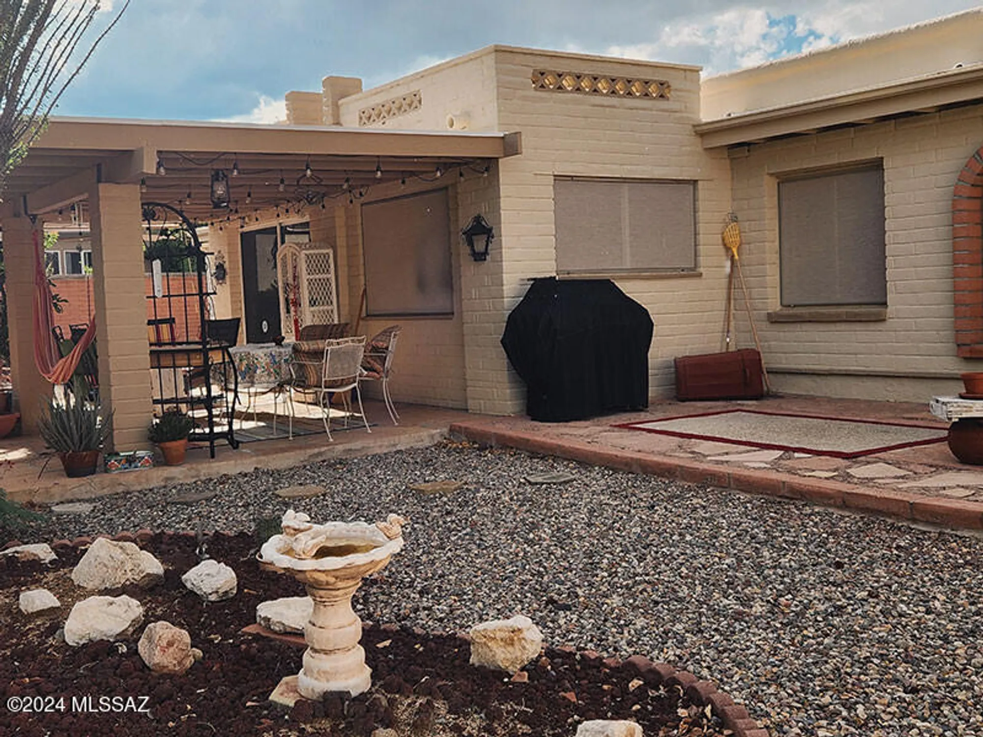 Property Slideshow image 18 of 20 | 101 w calle montana jack, Green Valley, AZ, 85614