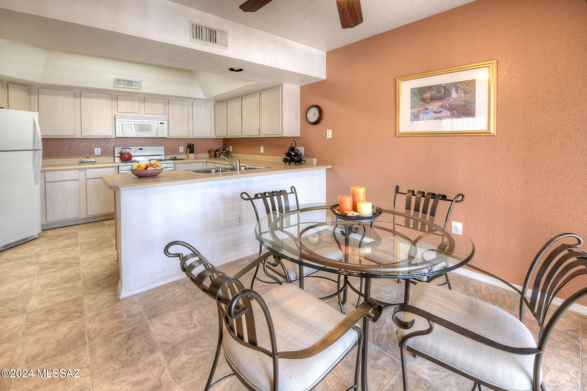 Property Slideshow image 8 of 15 | 1598 n paseo la tinaja, Green Valley, AZ, 85614