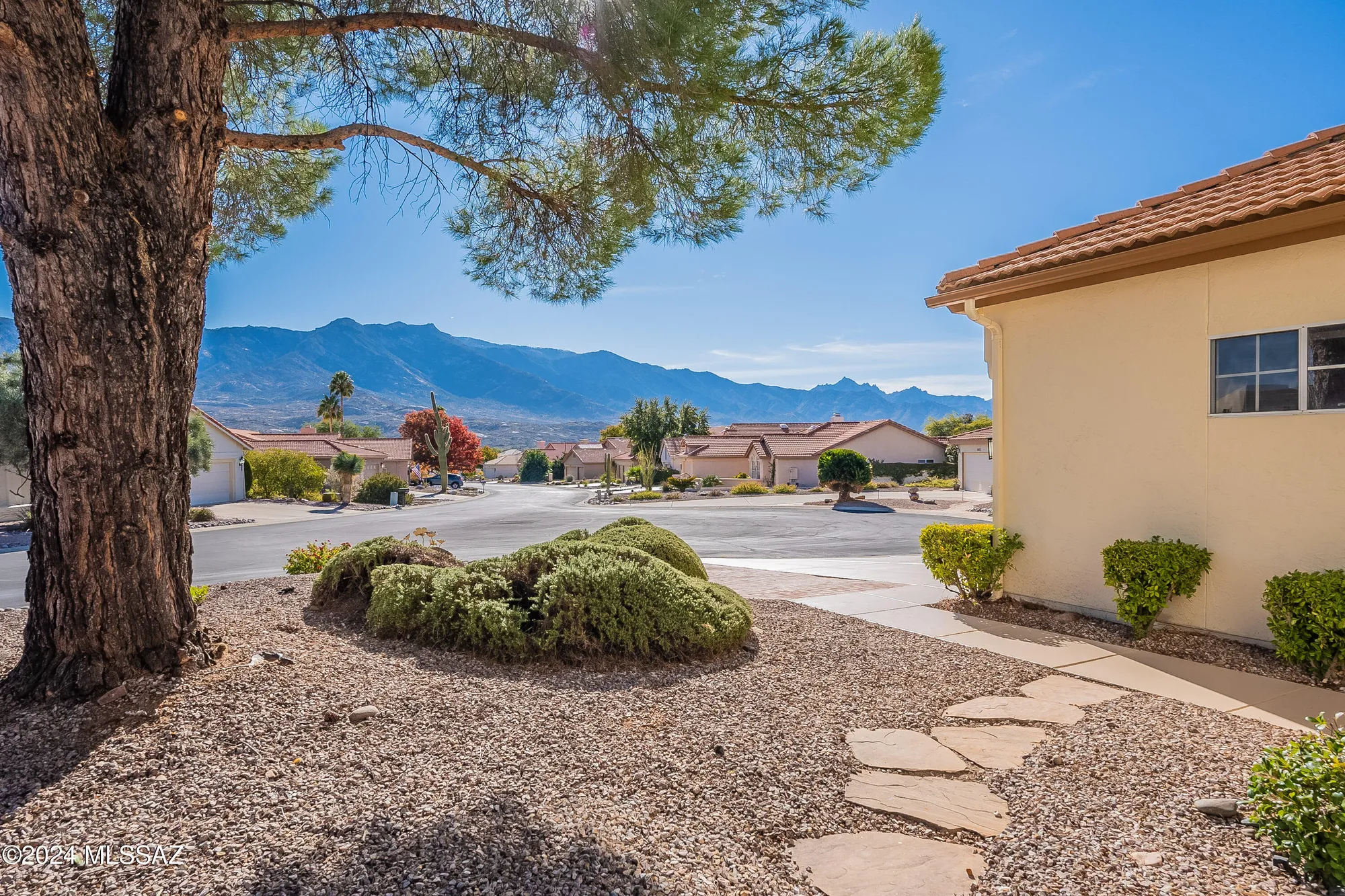 Property Slideshow image 25 of 45 | 38194 s samaniego dr, Tucson, AZ, 85739