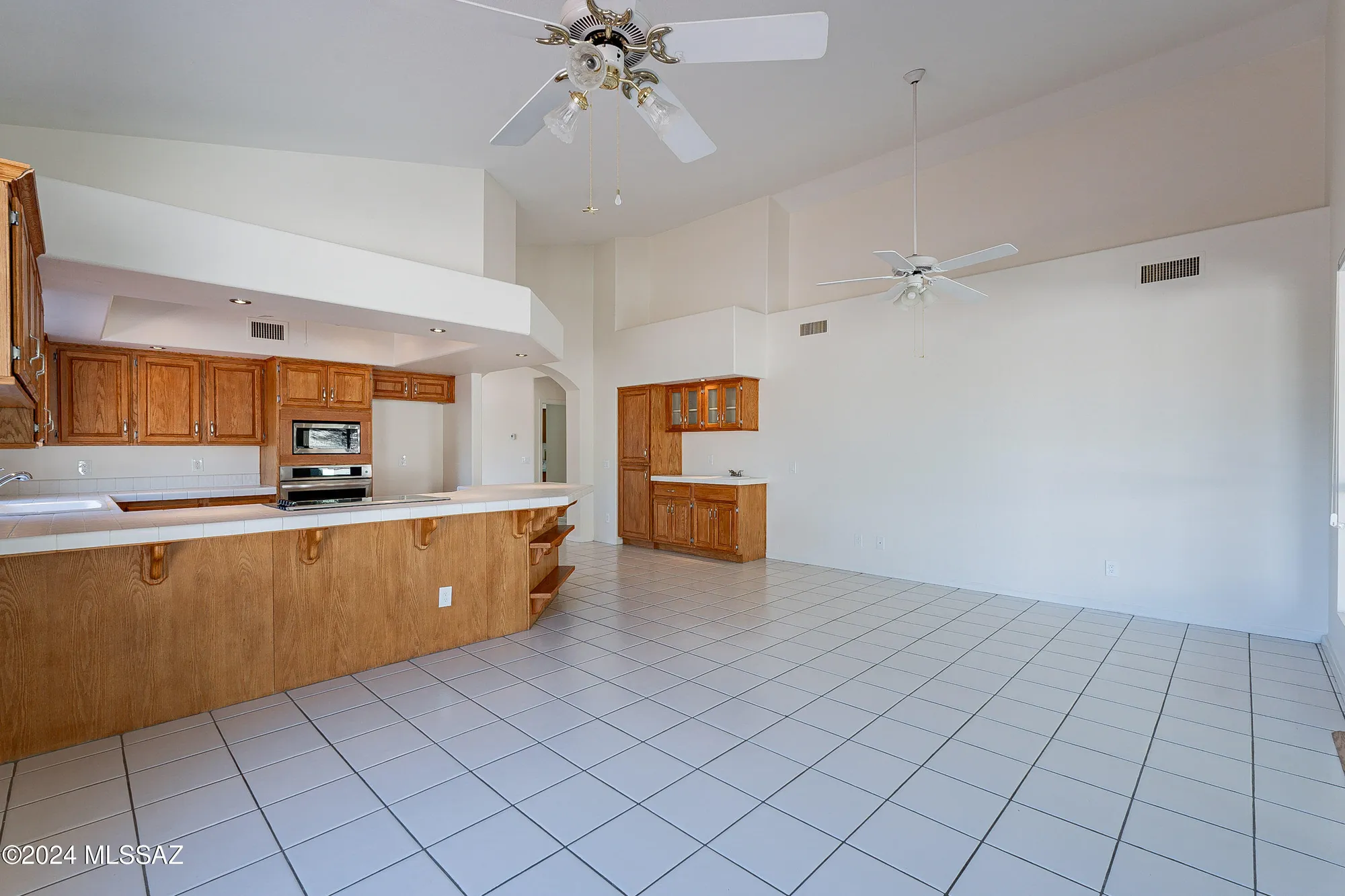 Property Slideshow image 32 of 45 | 38194 s samaniego dr, Tucson, AZ, 85739