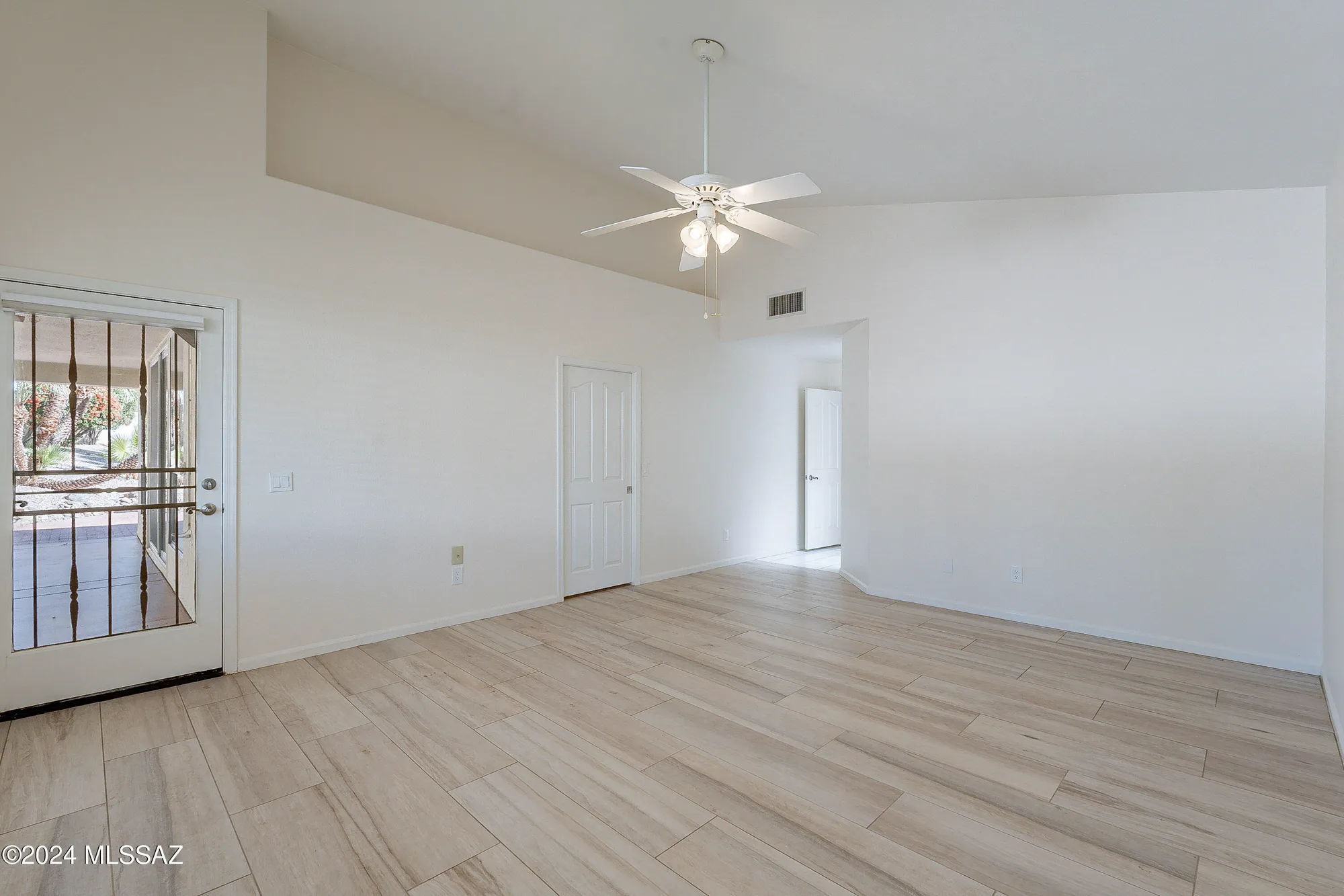 Property Slideshow image 35 of 45 | 38194 s samaniego dr, Tucson, AZ, 85739