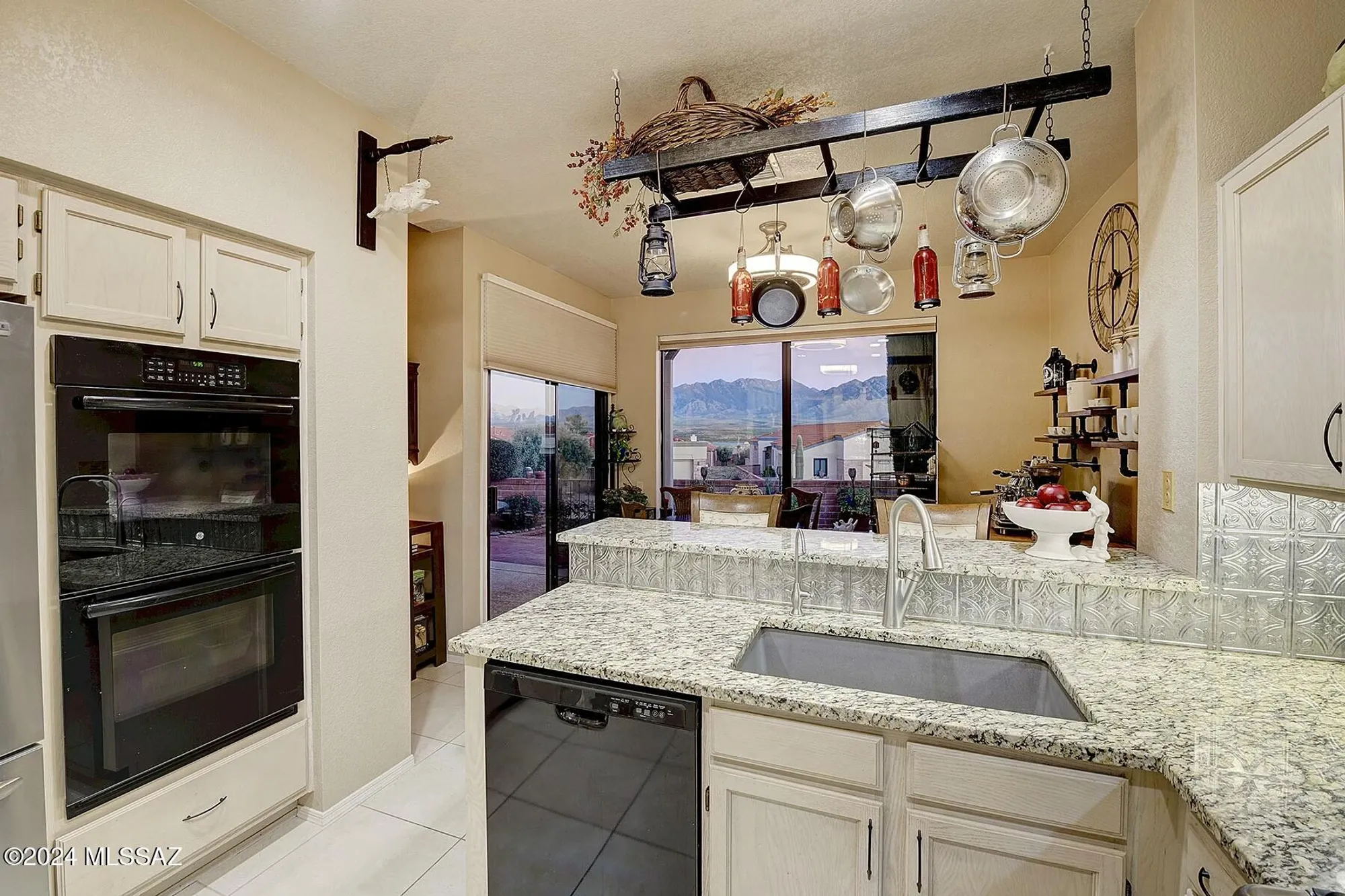Property Slideshow image 7 of 25 | 4115 s constancia ct, Green Valley, AZ, 85622