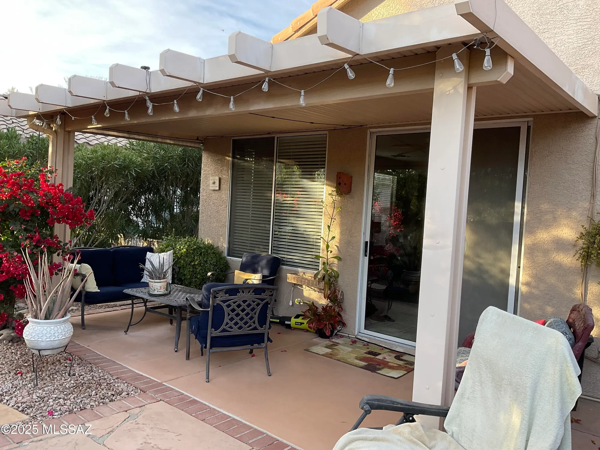 Property Slideshow image 6 of 34 | 7681 w amber ridge way, Tucson, AZ, 85743