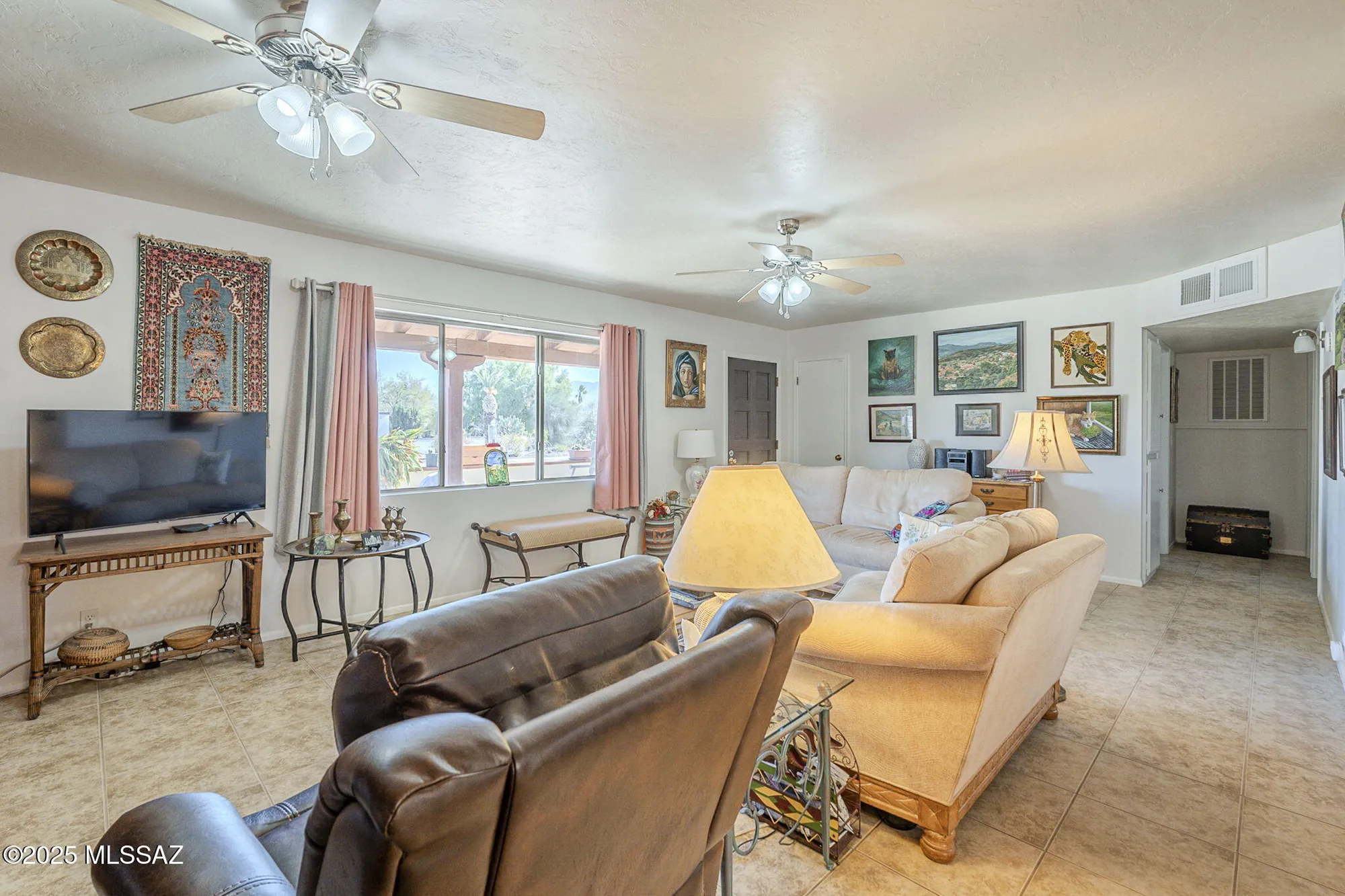 Property Slideshow image 11 of 49 | 434 s abrego dr, Green Valley, AZ, 85614