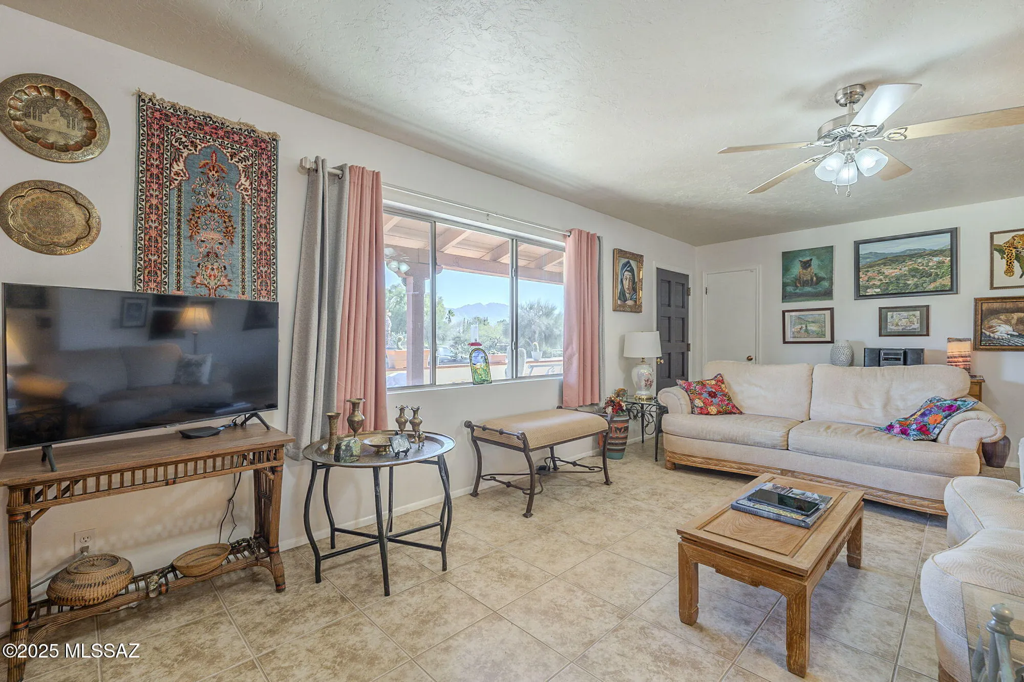 Property Slideshow image 12 of 49 | 434 s abrego dr, Green Valley, AZ, 85614