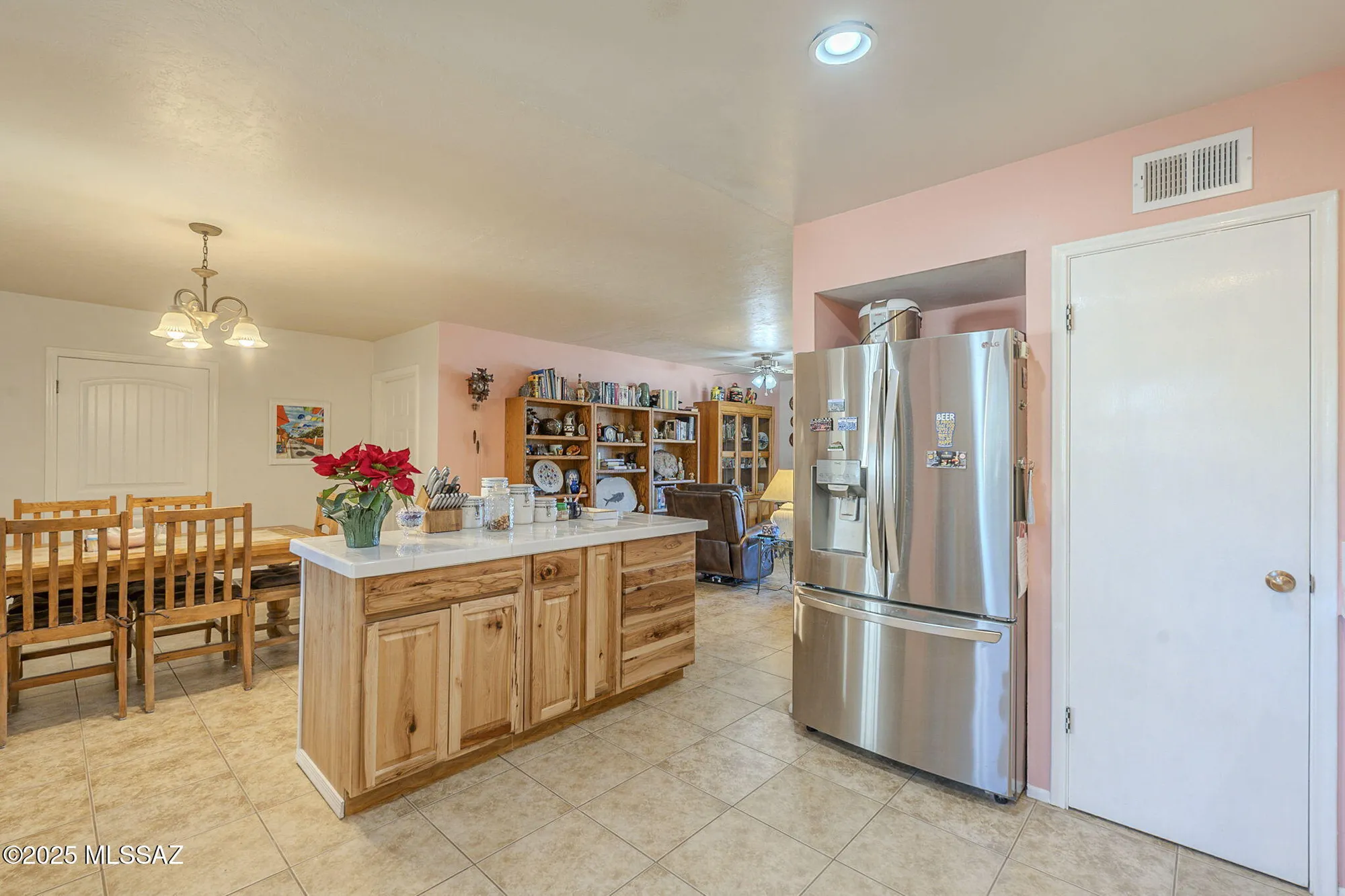 Property Slideshow image 19 of 49 | 434 s abrego dr, Green Valley, AZ, 85614