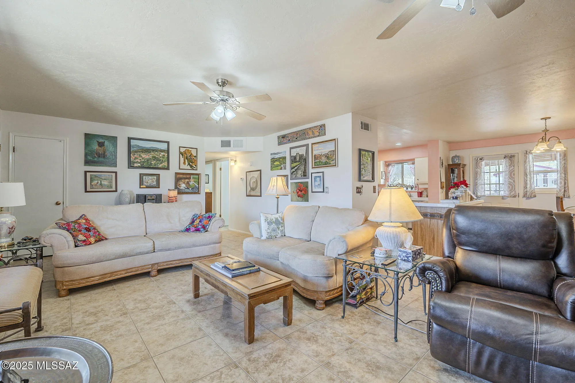 Property Slideshow image 13 of 49 | 434 s abrego dr, Green Valley, AZ, 85614